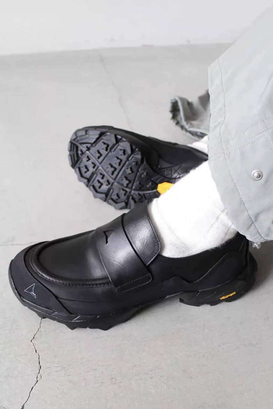 ROA Black Leather Slip-On Shoes Size 9.5 Size US 9.5 / EU 42-43 - 6 Thumbnail