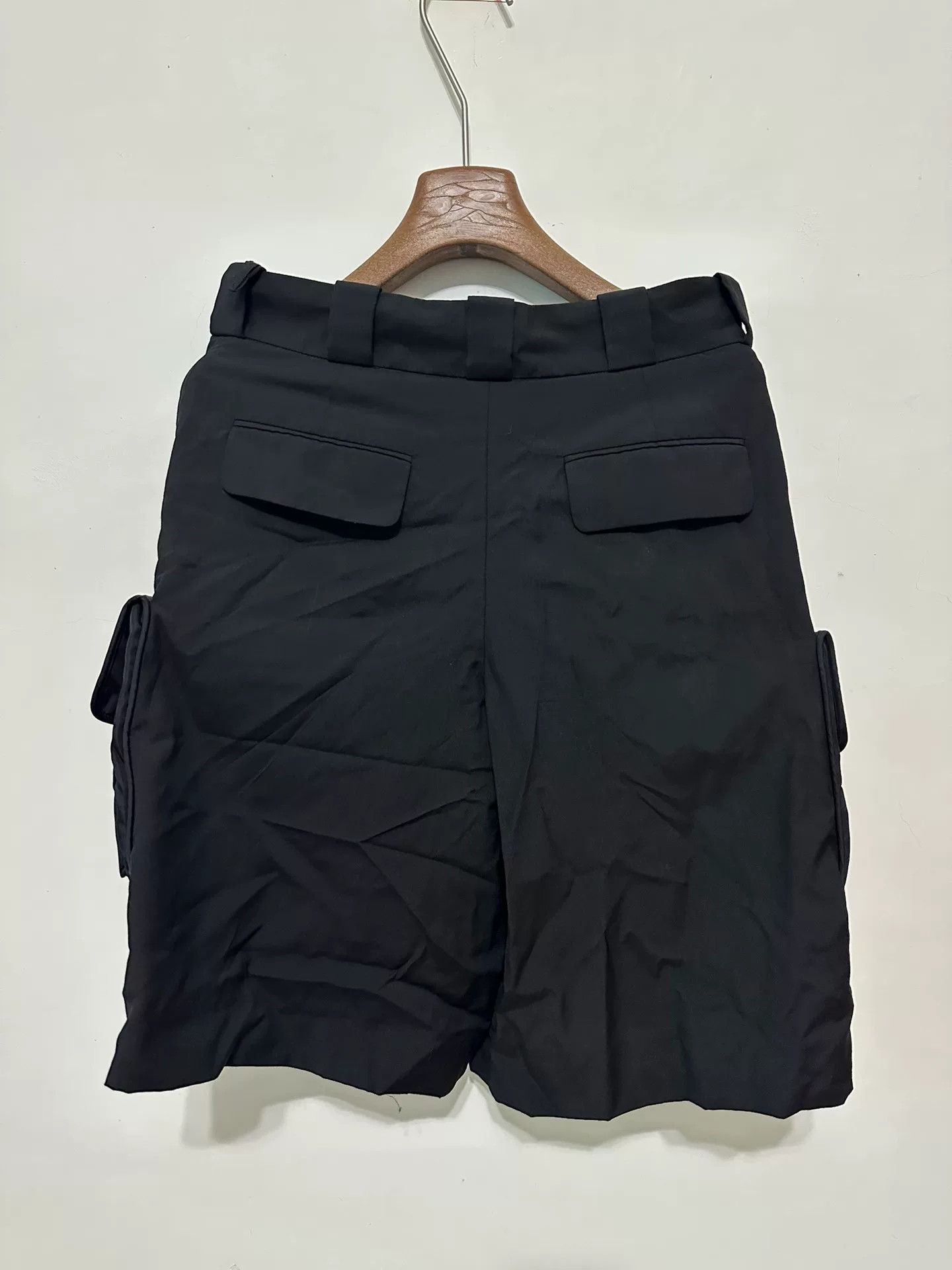 Prada Prada Triangle Logo Cargo Shorts Size US 38 / EU 54 - 2 Thumbnail