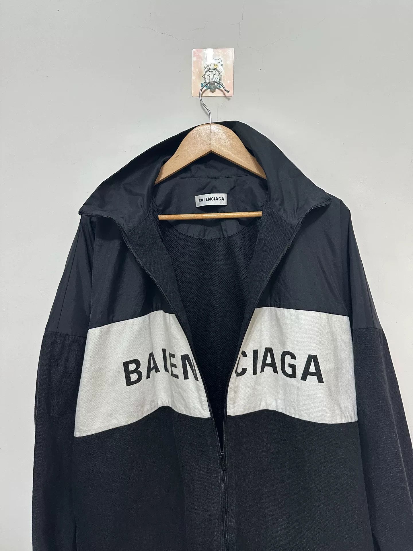 Balenciaga Balenciaga Denim Patchwork Windbreaker Size XXS / US 00 / IT 34 - 4 Thumbnail