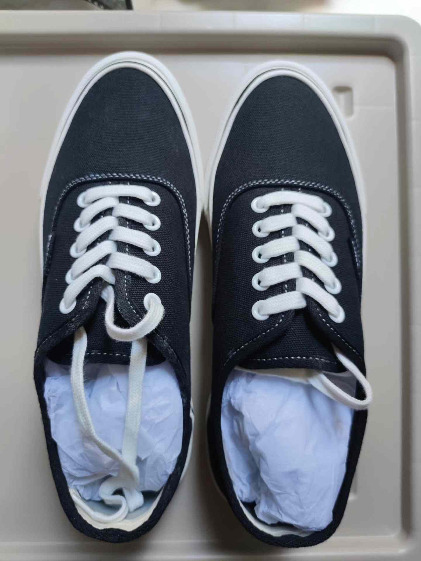 KMRii Kamiya Canvas Shoes Yu Wenle Style Size US 9 / EU 42 - 2 Thumbnail