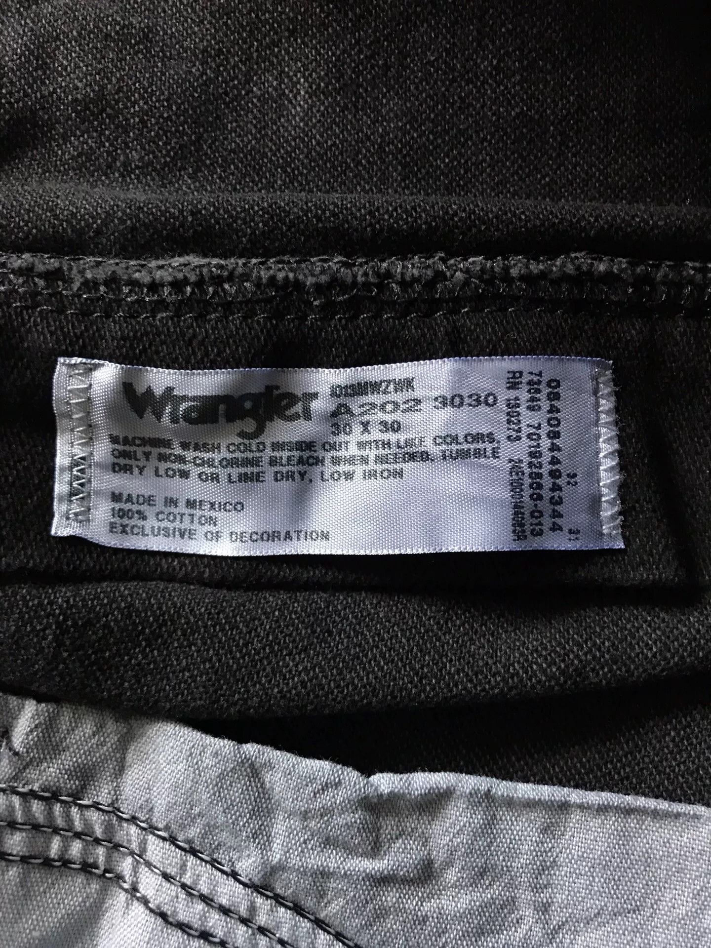 Wrangler Wrangler 13MWZ Black Jeans W30L30 Size US 30 / EU 46 - 9 Thumbnail