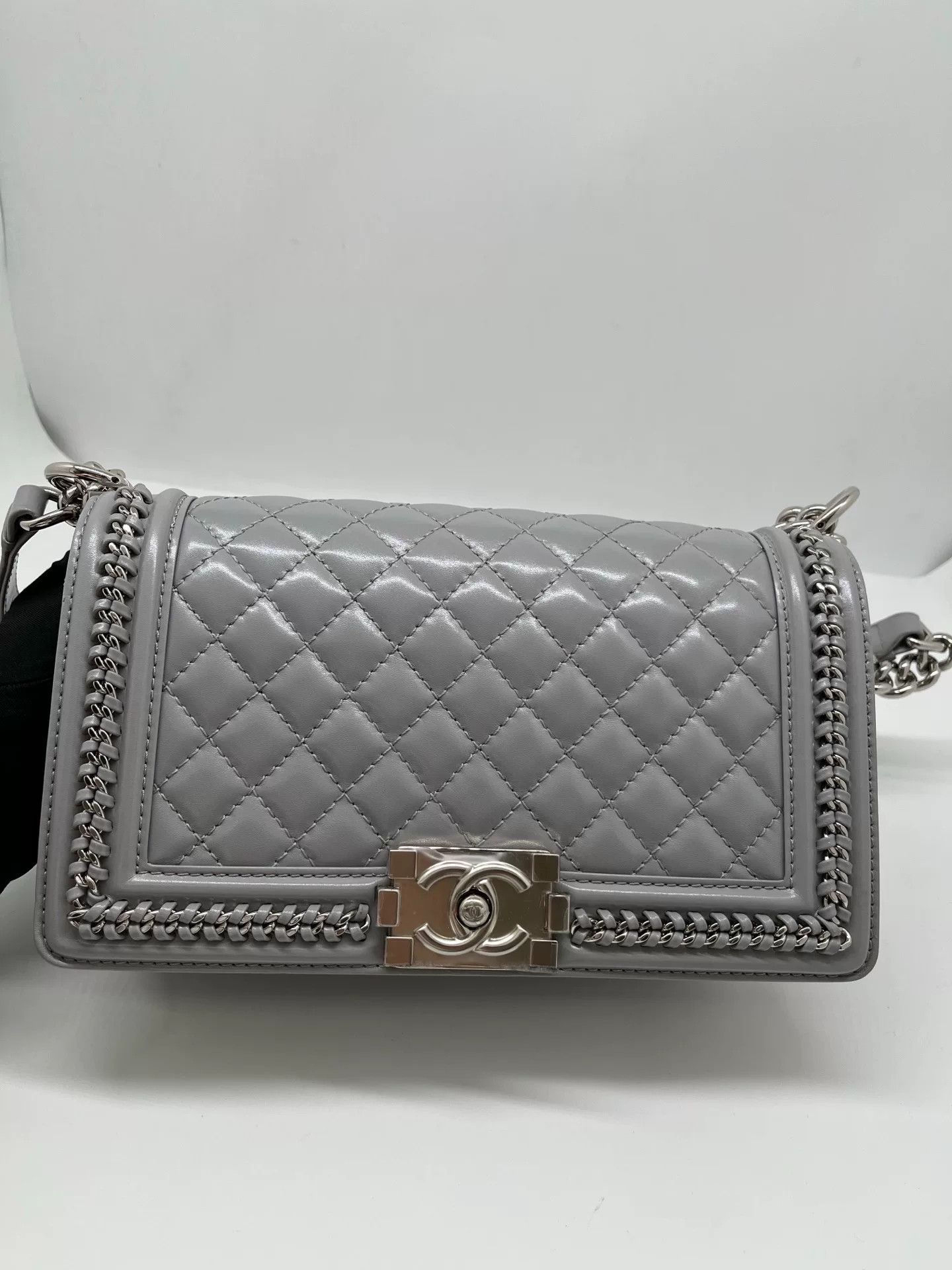 Chanel Pre-loved Bag Very good condition Size ONE SIZE - 2 Thumbnail