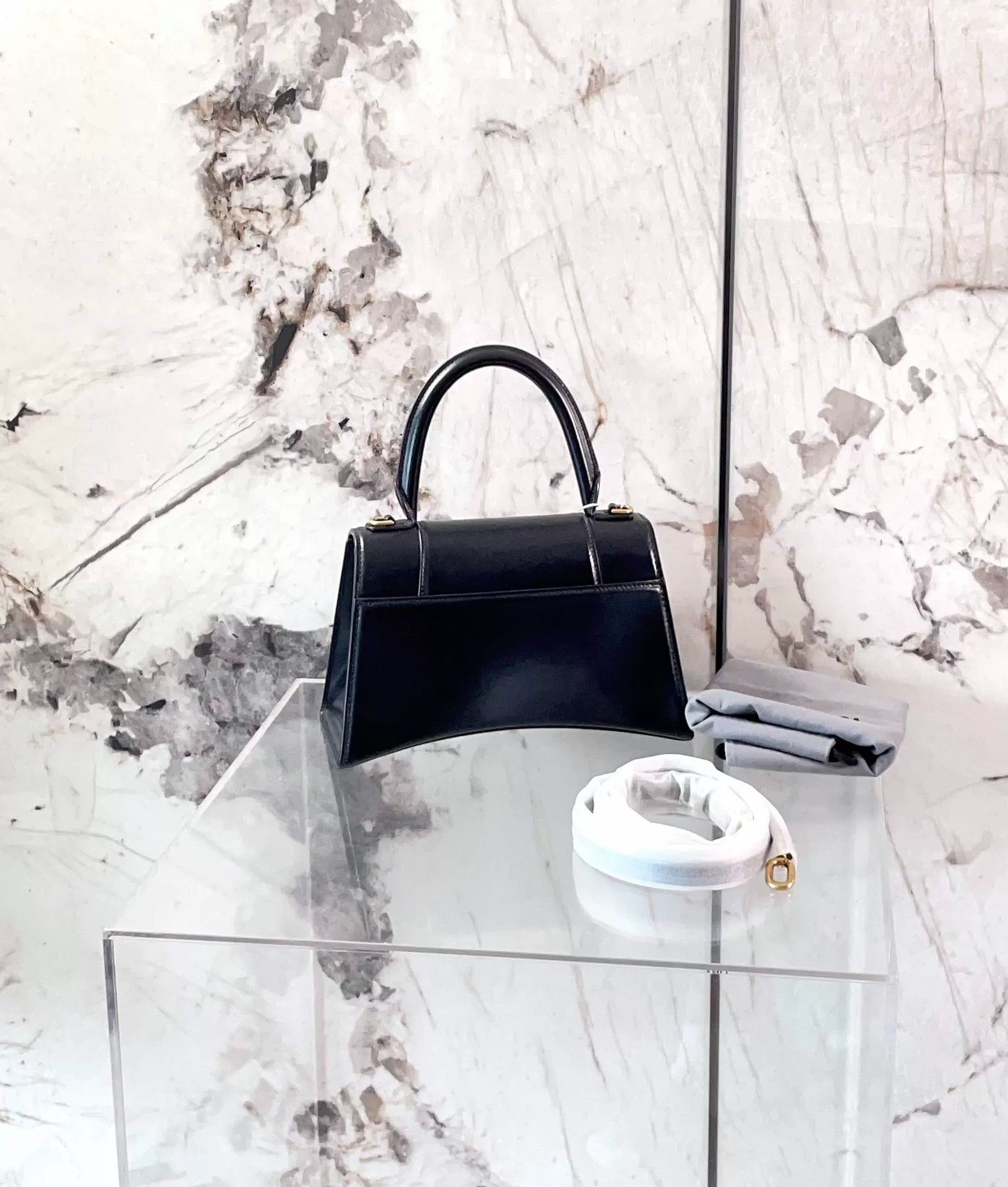 Balenciaga Pre-loved Bag Very good condition Size ONE SIZE - 2 Thumbnail