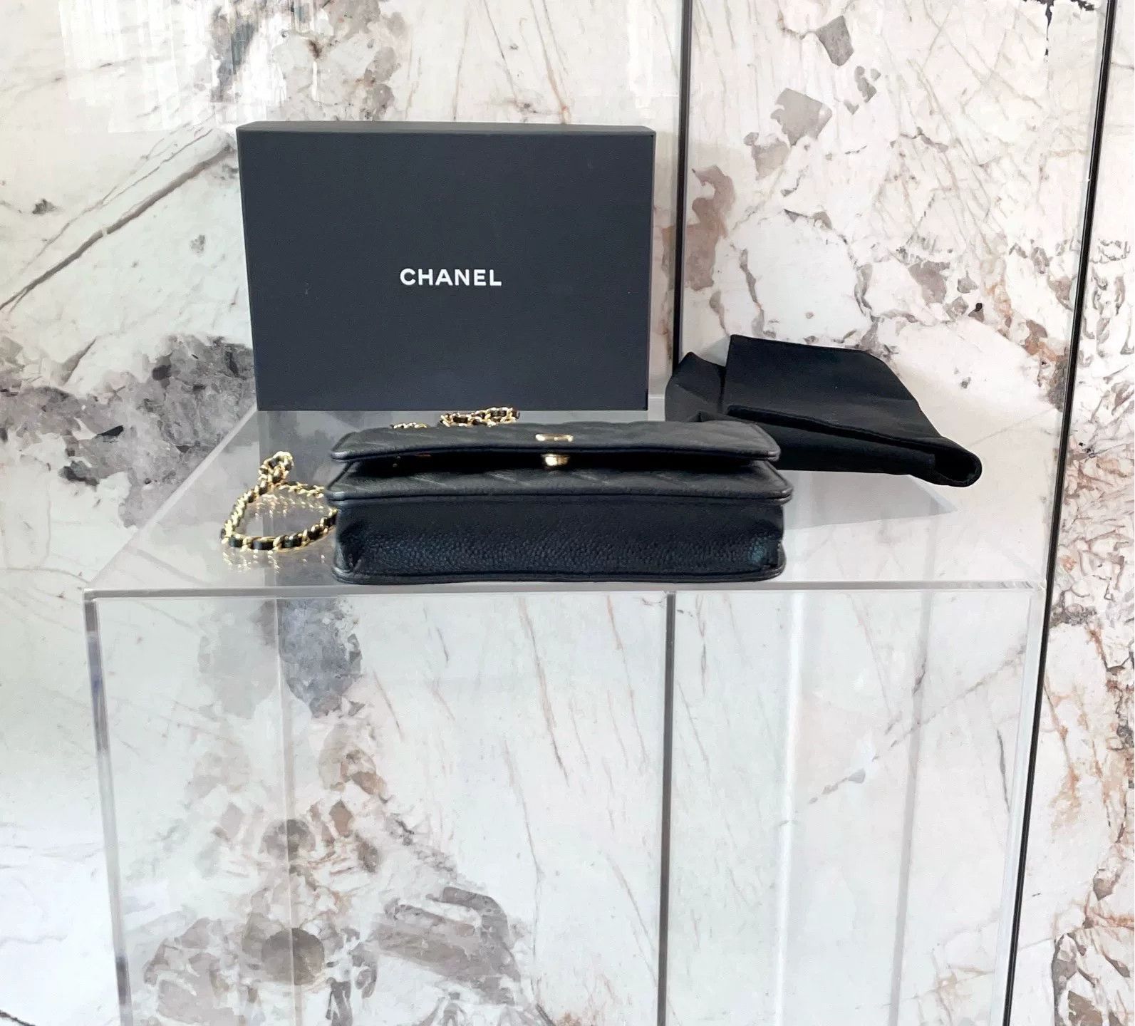 Chanel Pre-loved Bag Very good condition Size ONE SIZE - 4 Thumbnail