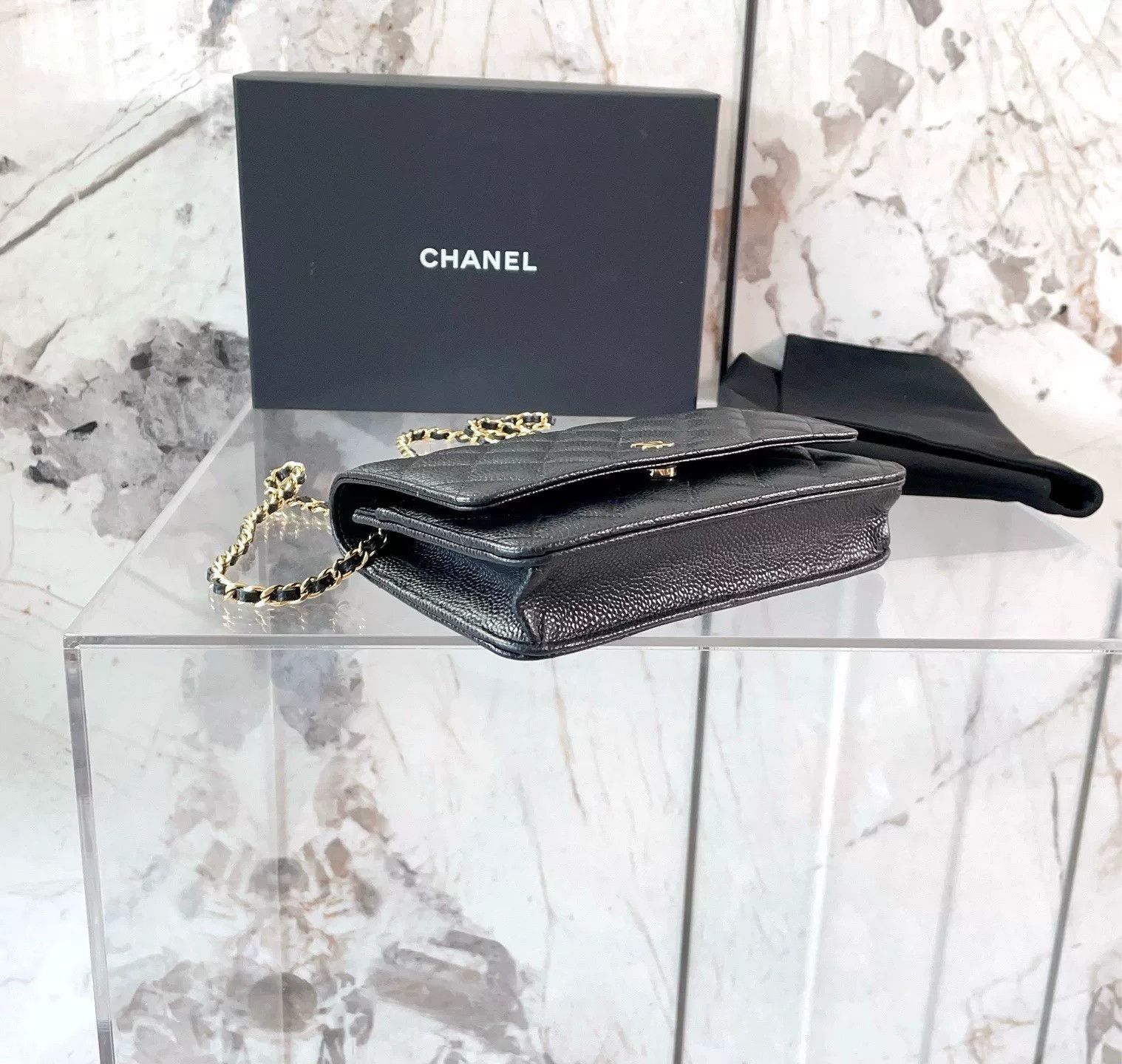 Chanel Pre-loved Bag Very good condition Size ONE SIZE - 5 Thumbnail