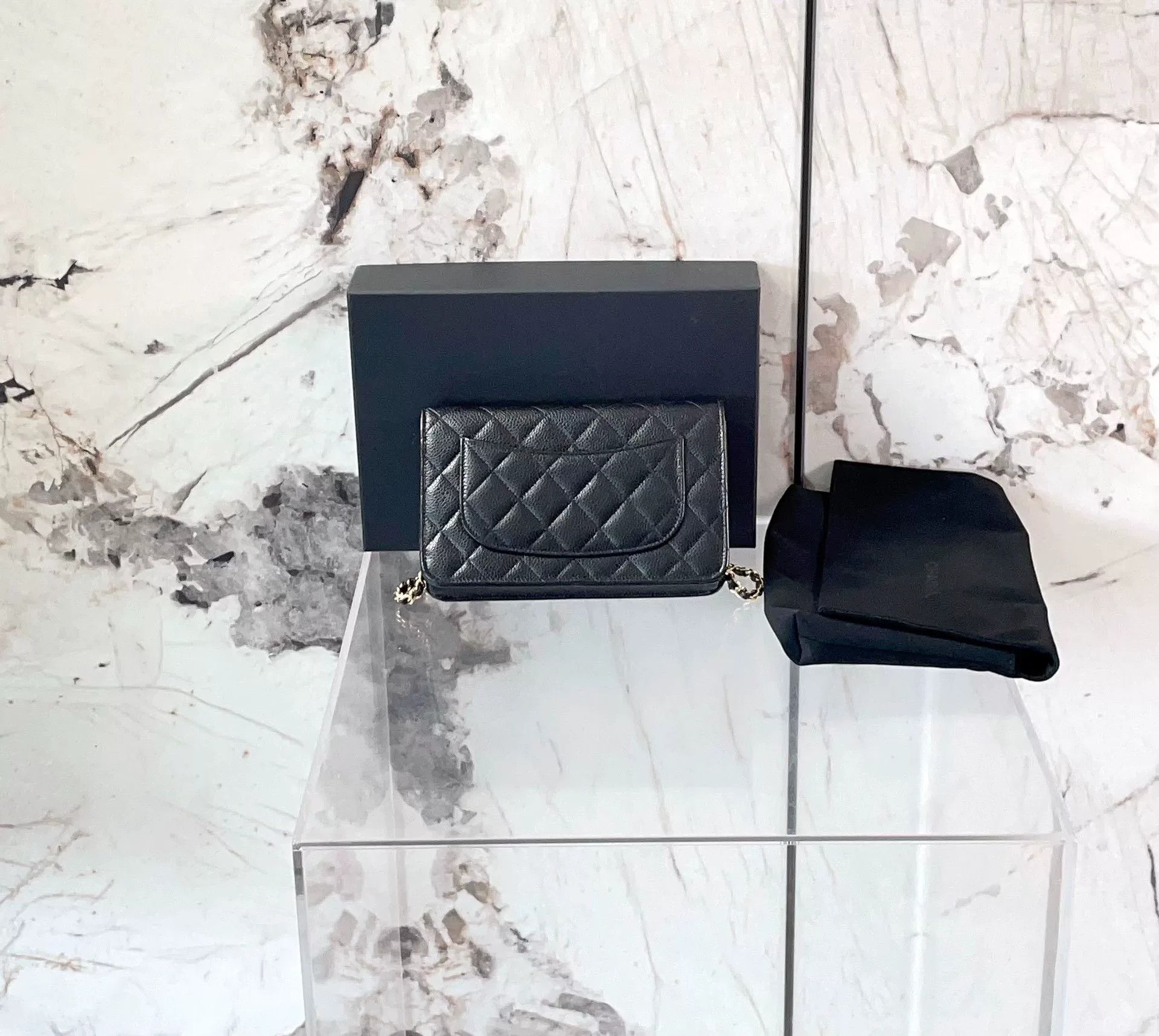 Chanel Pre-loved Bag Very good condition Size ONE SIZE - 2 Thumbnail