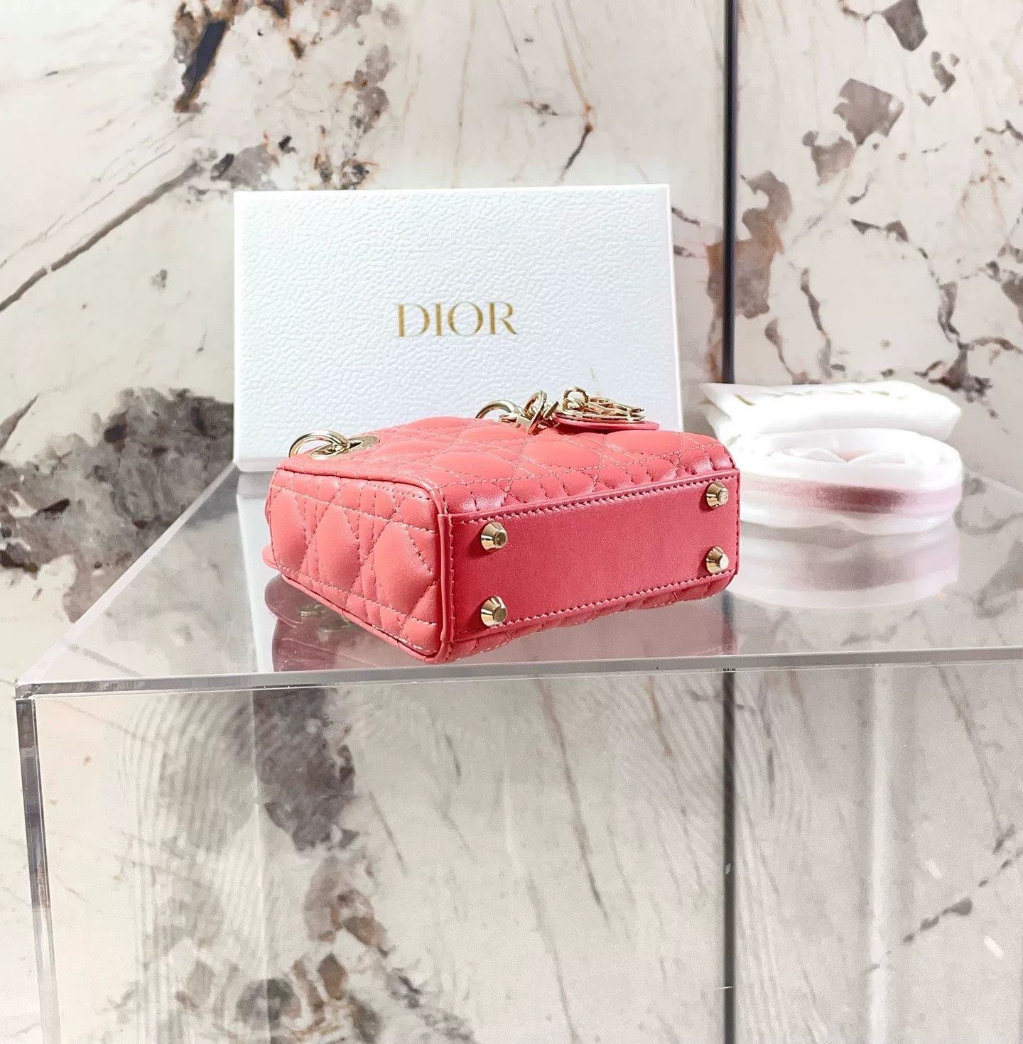 Dior Pre-loved Bag Very good condition Size ONE SIZE - 5 Thumbnail