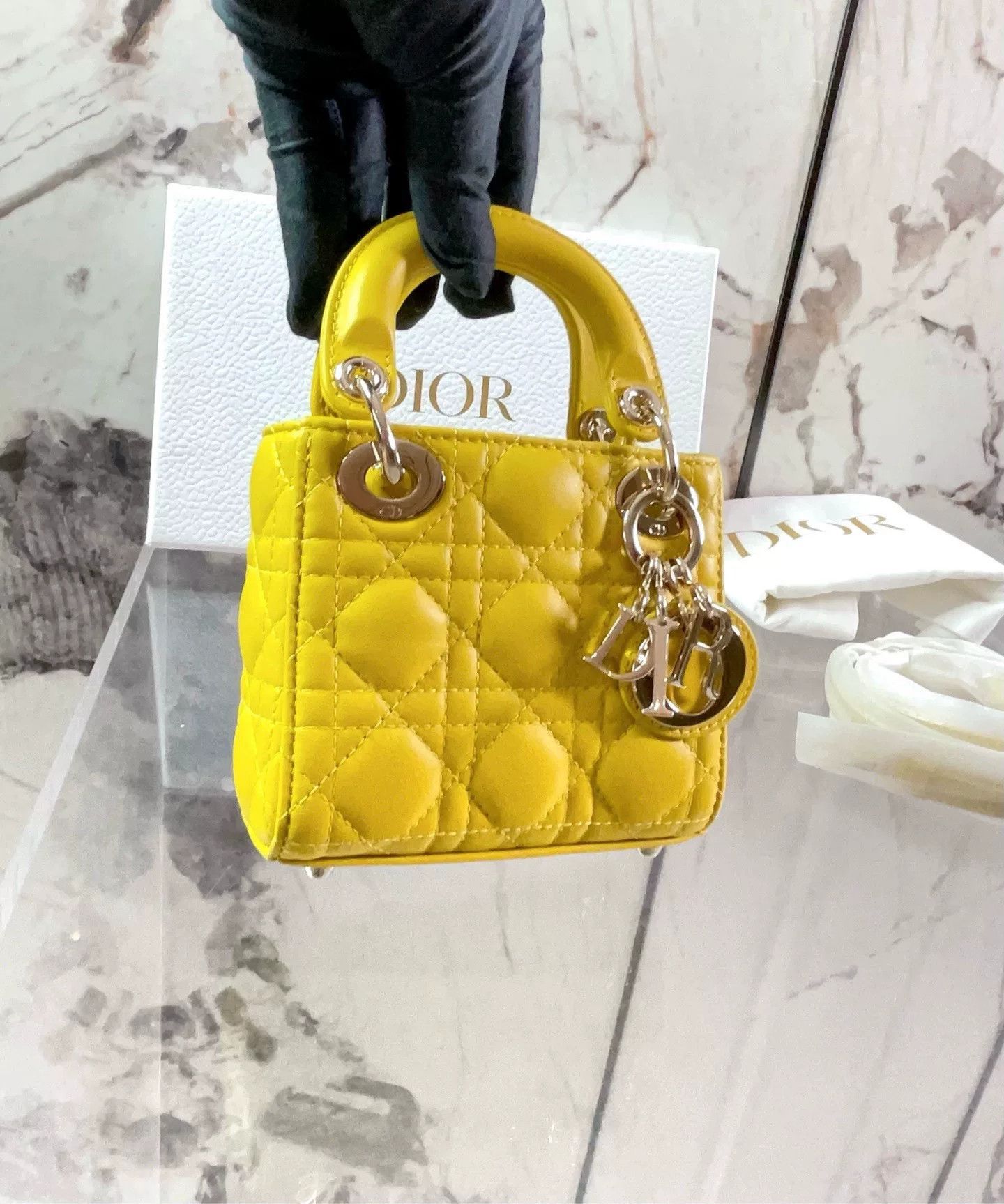 Dior Pre-loved Bag Very good condition Size ONE SIZE - 6 Thumbnail
