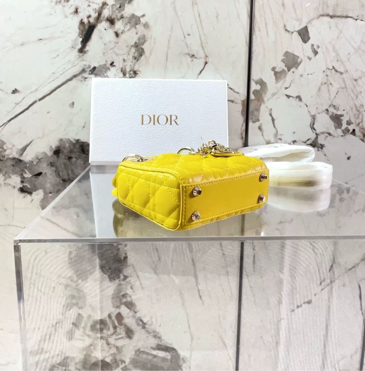Dior Pre-loved Bag Very good condition Size ONE SIZE - 5 Thumbnail