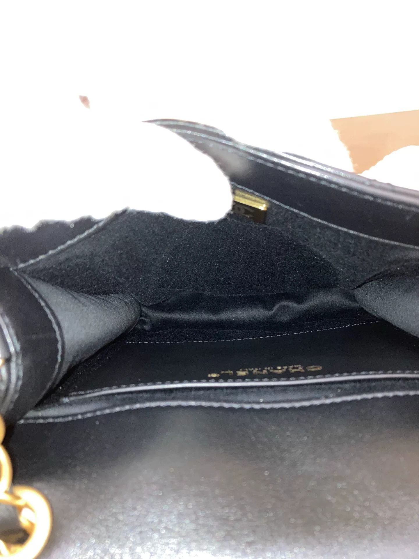 Chanel Pre-loved Bag Very good condition Size ONE SIZE - 9 Thumbnail