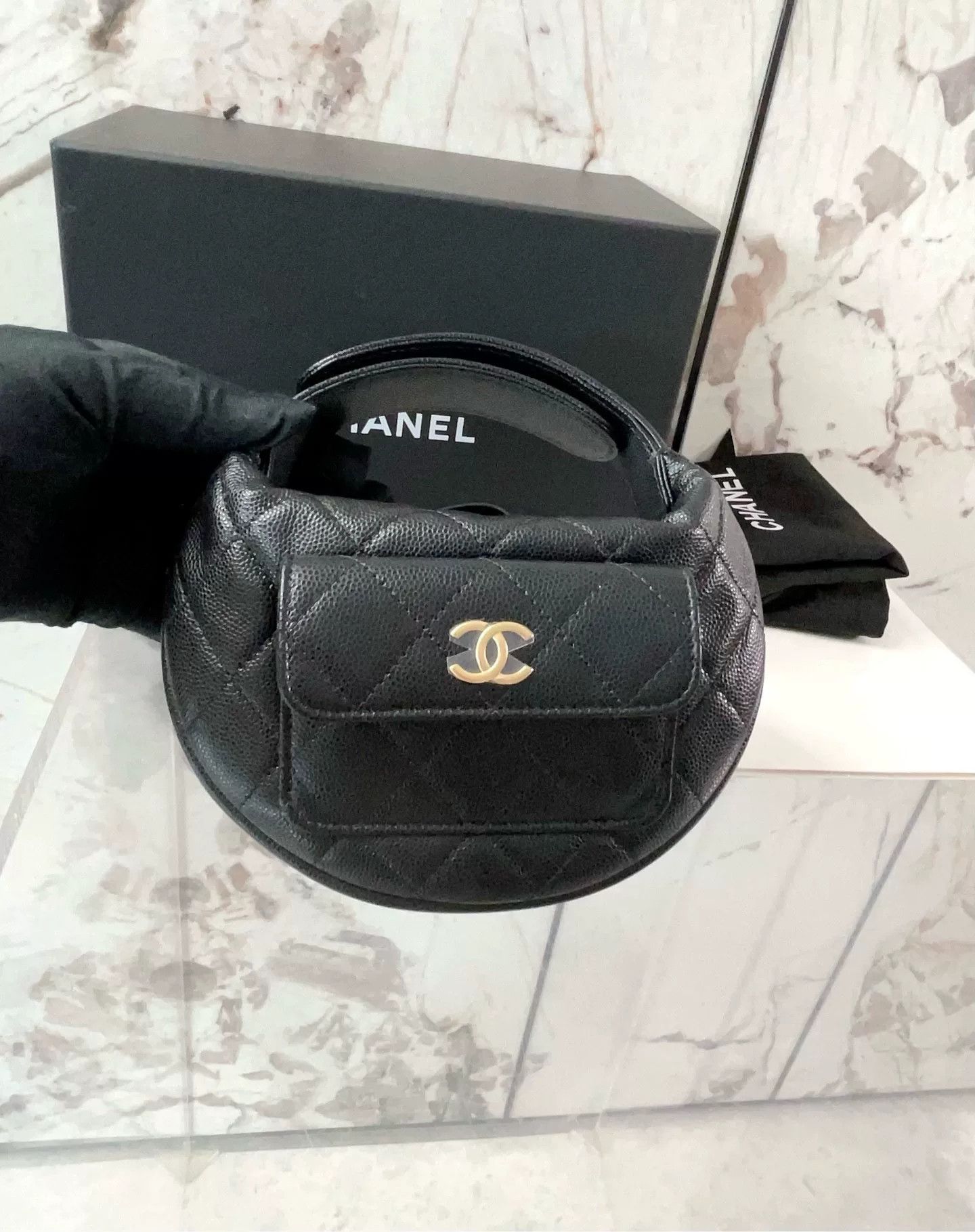 Chanel Pre-loved Bag Very good condition Size ONE SIZE - 6 Thumbnail