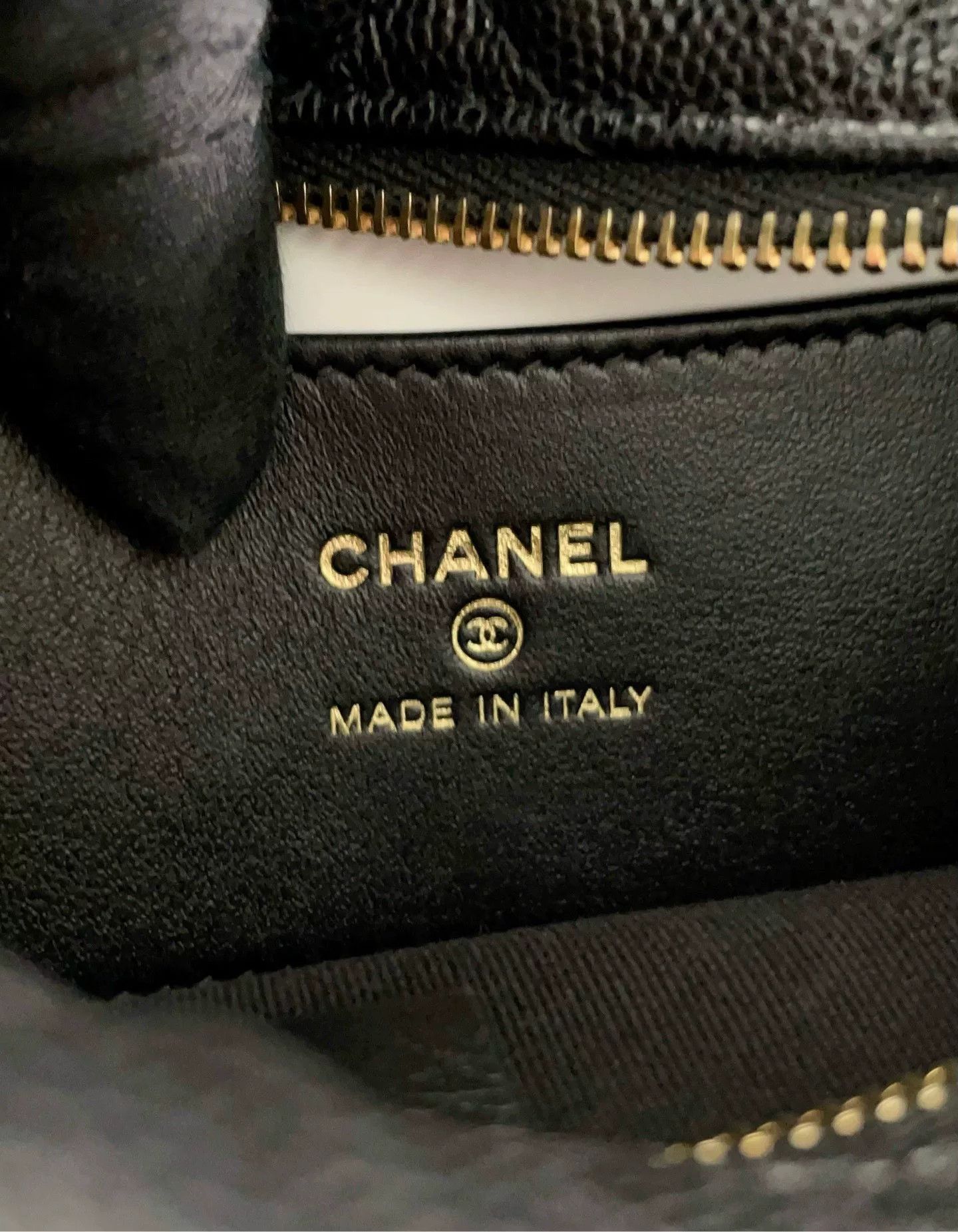 Chanel Pre-loved Bag Very good condition Size ONE SIZE - 8 Thumbnail