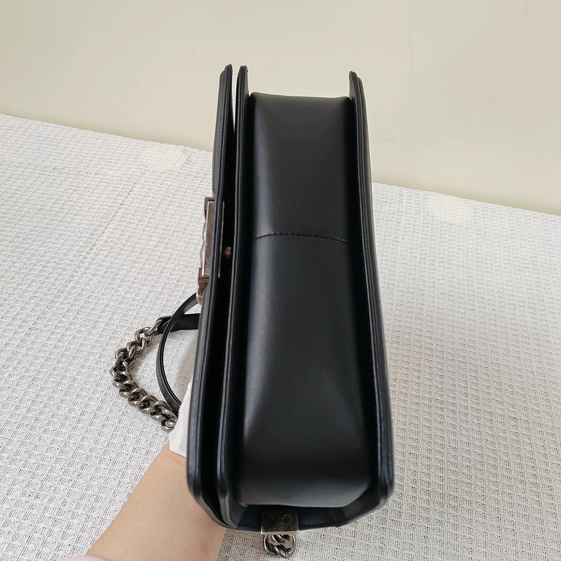 Chanel Pre-loved Bag Very good condition Size ONE SIZE - 3 Thumbnail