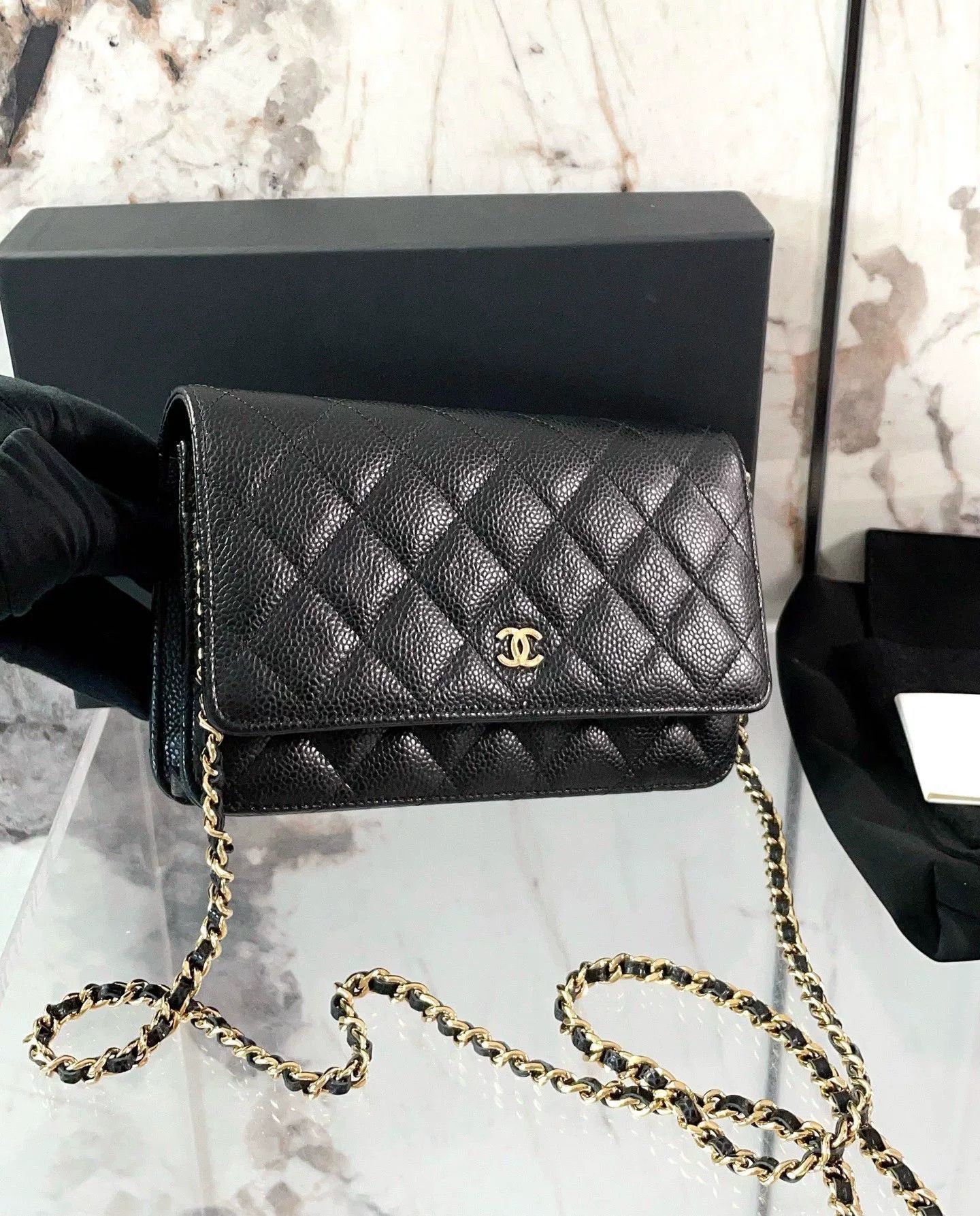 Chanel Pre-loved Bag Very good condition Size ONE SIZE - 6 Thumbnail