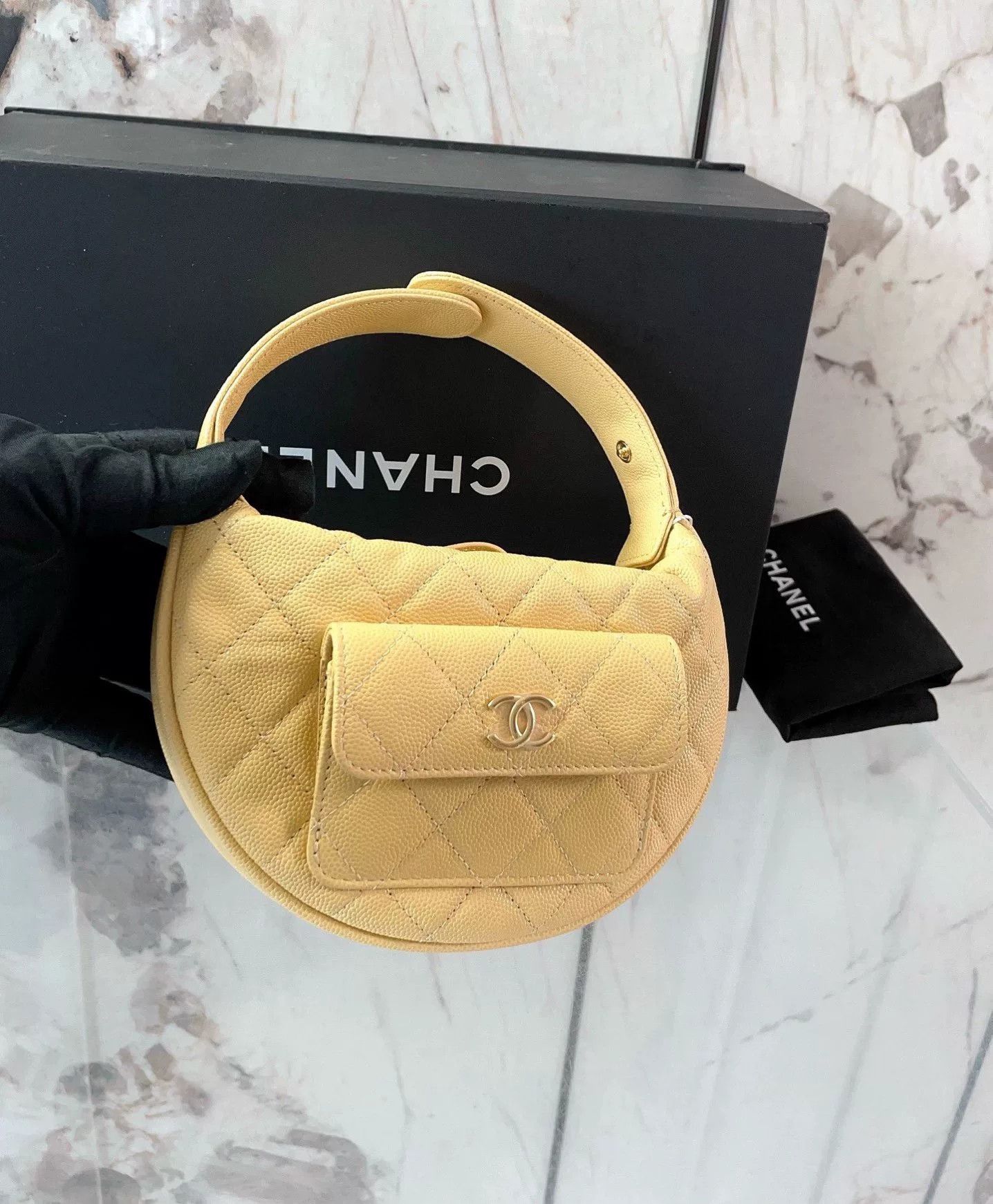 Chanel Pre-loved Bag Very good condition Size ONE SIZE - 6 Thumbnail