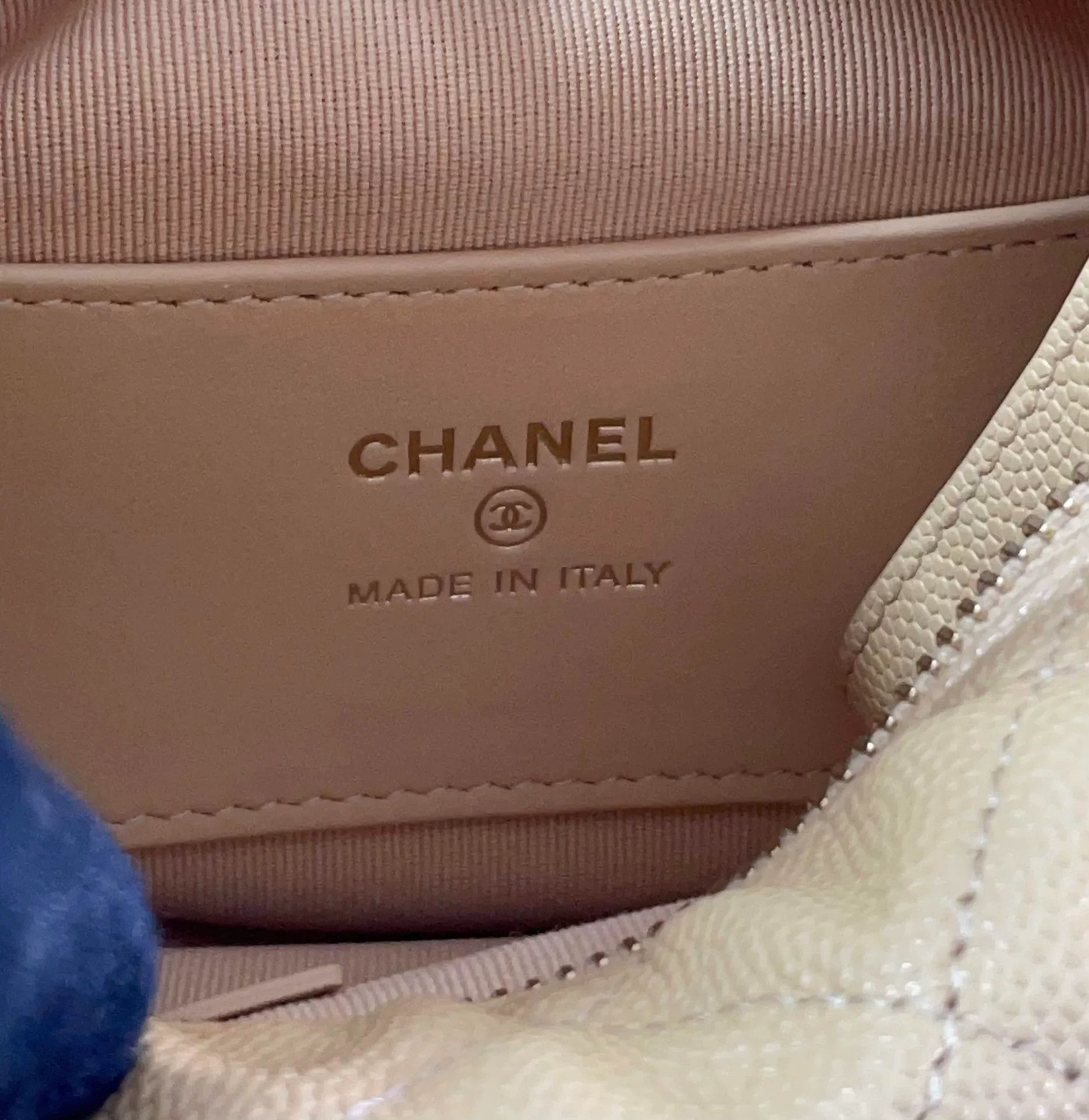 Chanel Pre-loved Bag Very good condition Size ONE SIZE - 8 Thumbnail