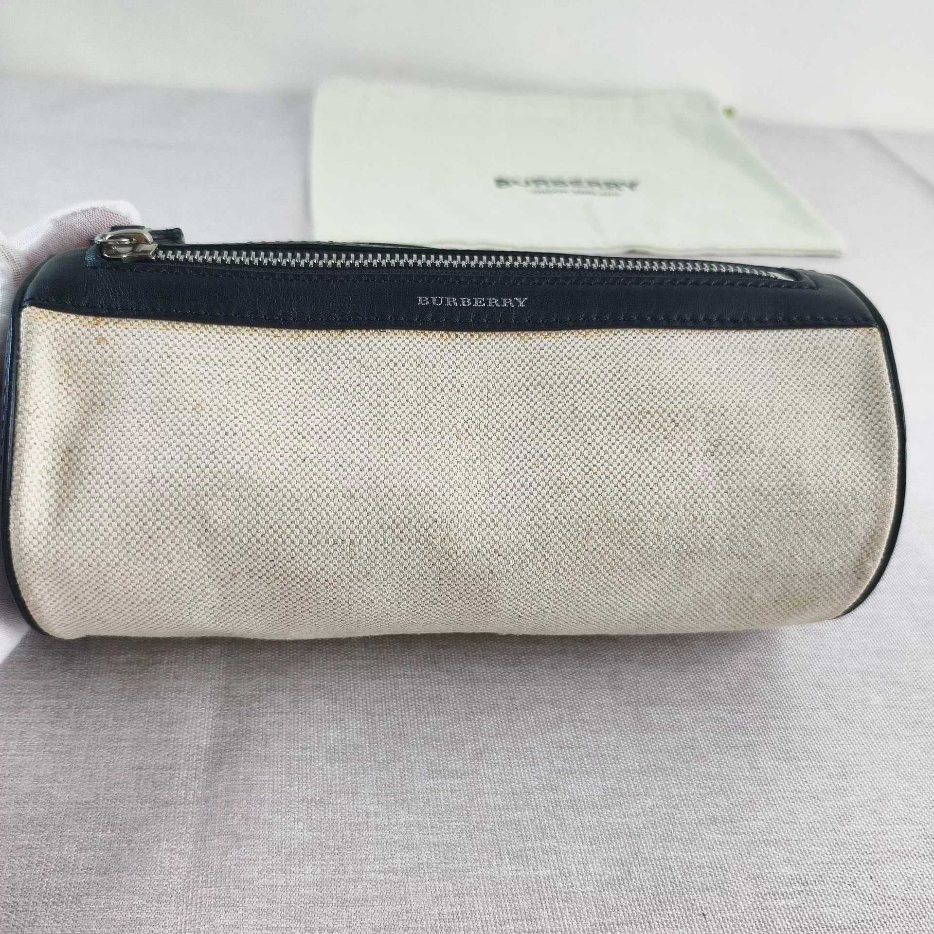 Burberry Pre-loved Bag Very good condition Size ONE SIZE - 7 Thumbnail