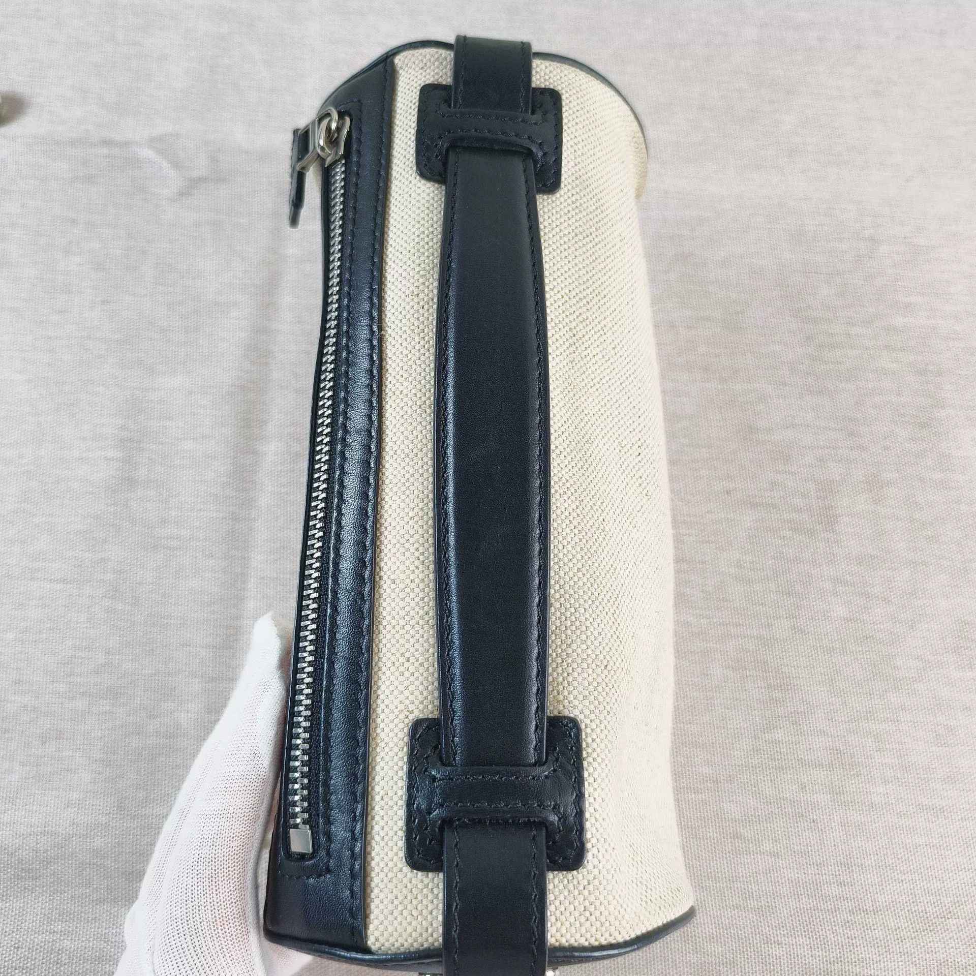 Burberry Pre-loved Bag Very good condition Size ONE SIZE - 3 Thumbnail