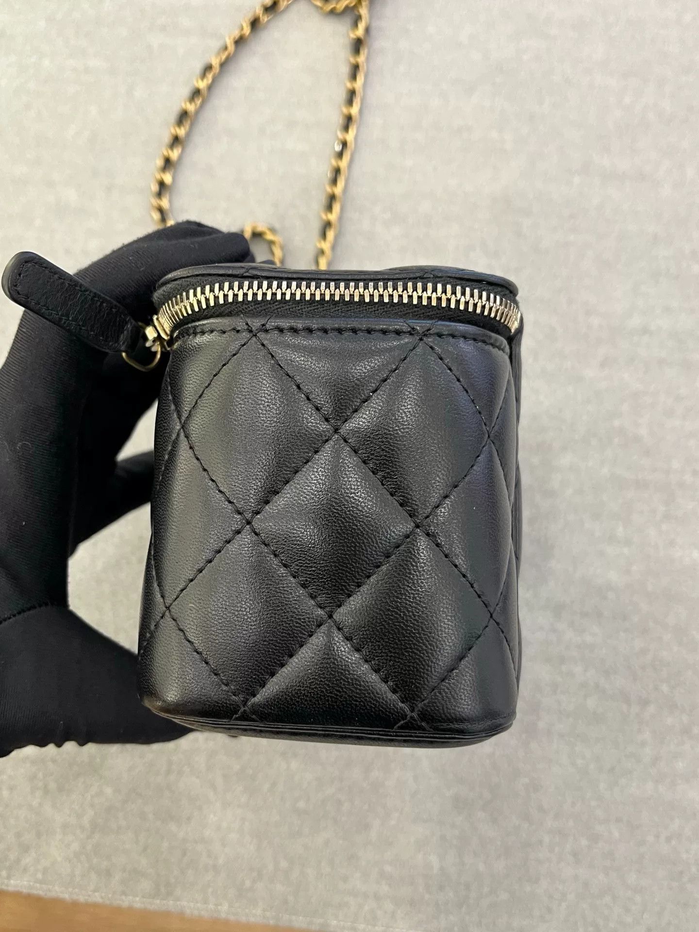 Chanel Pre-loved Bag Very good condition Size ONE SIZE - 6 Thumbnail