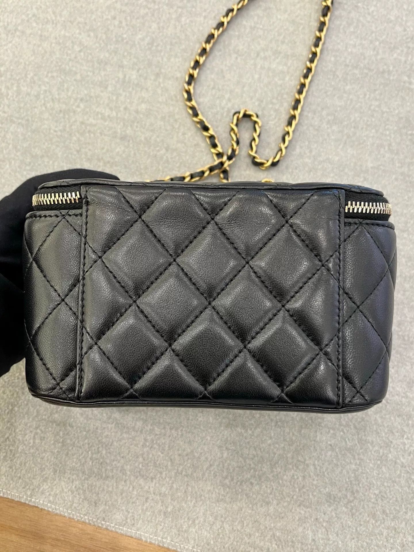 Chanel Pre-loved Bag Very good condition Size ONE SIZE - 3 Thumbnail
