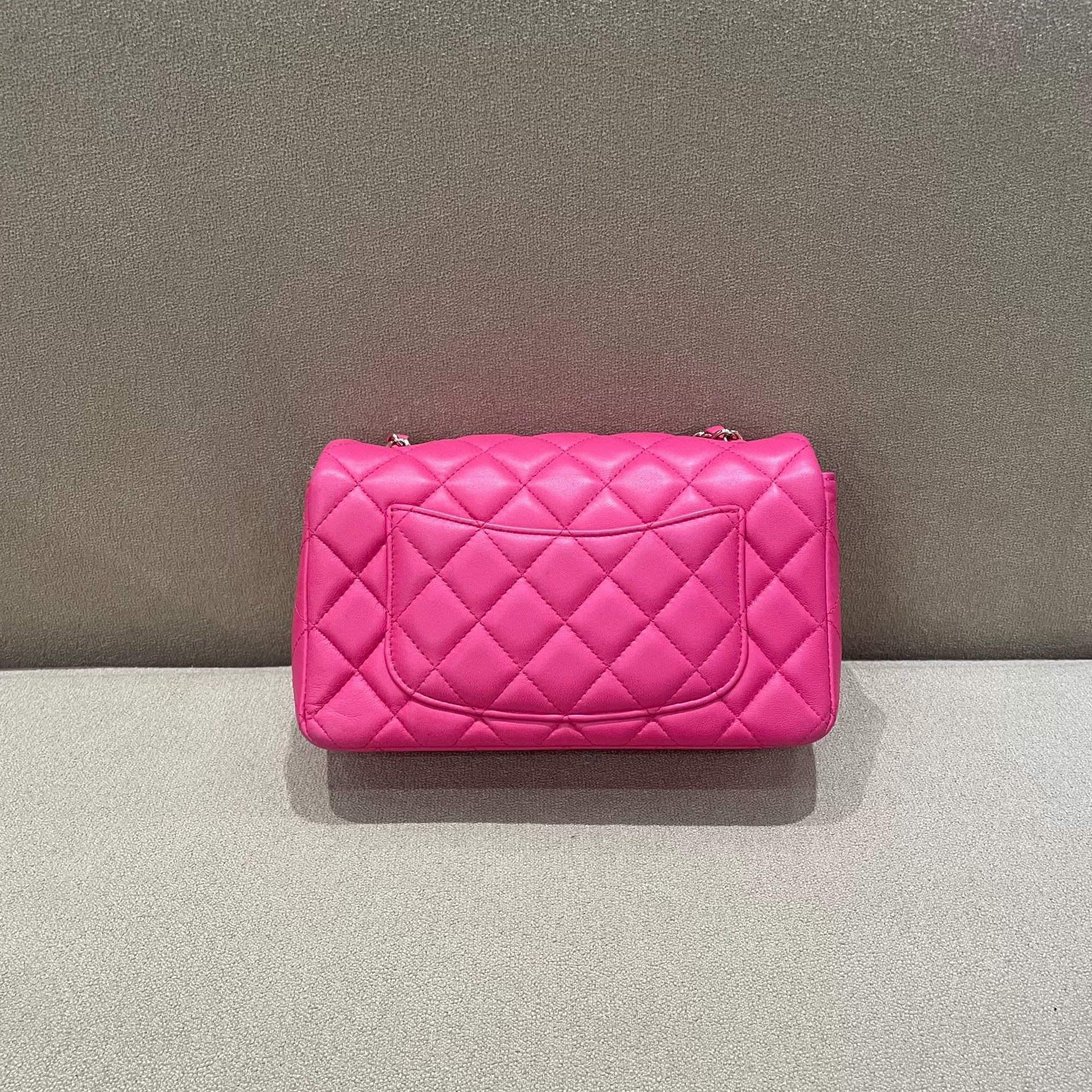 Chanel Pre-loved Bag Very good condition Size ONE SIZE - 3 Thumbnail
