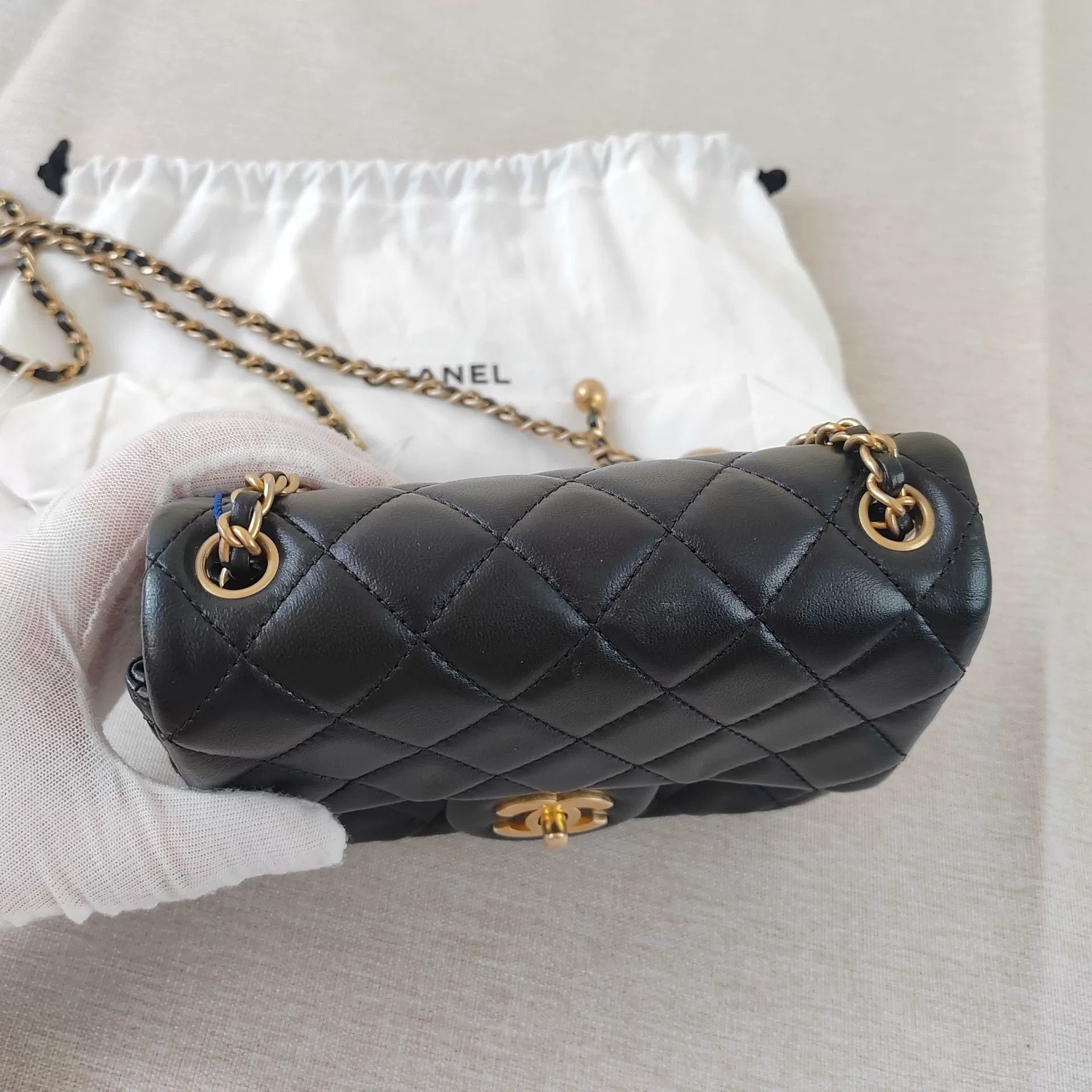 Chanel Pre-loved Bag Very good condition Size ONE SIZE - 7 Thumbnail