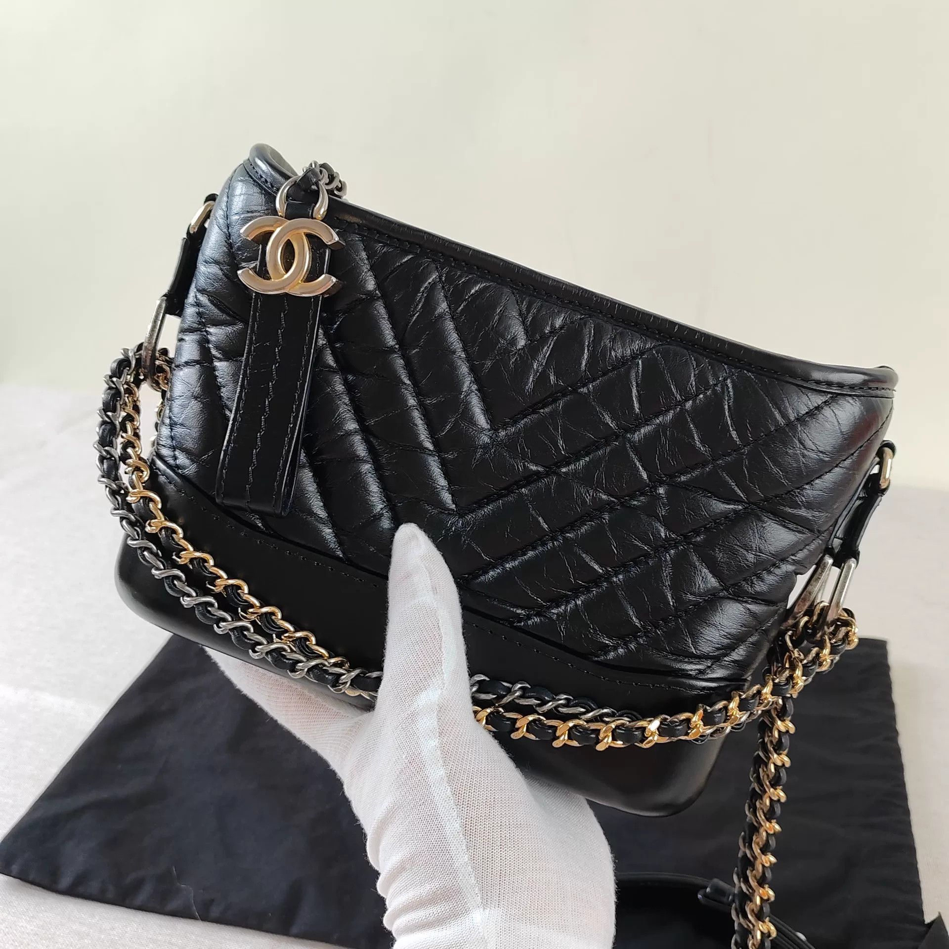 Chanel Pre-loved Bag Very good condition Size ONE SIZE - 5 Thumbnail