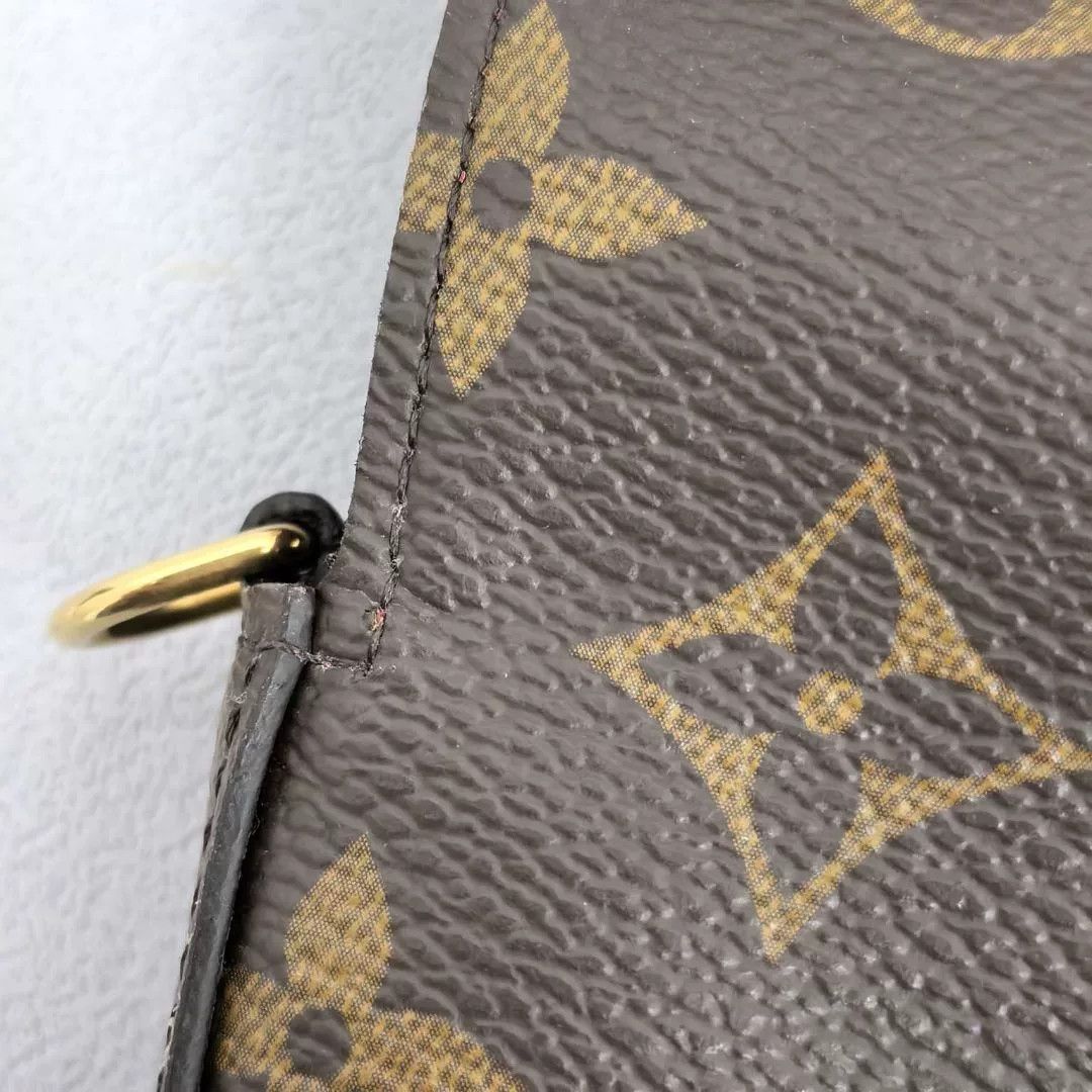 Louis Vuitton Pre-loved Bag Very good condition Size ONE SIZE - 7 Thumbnail
