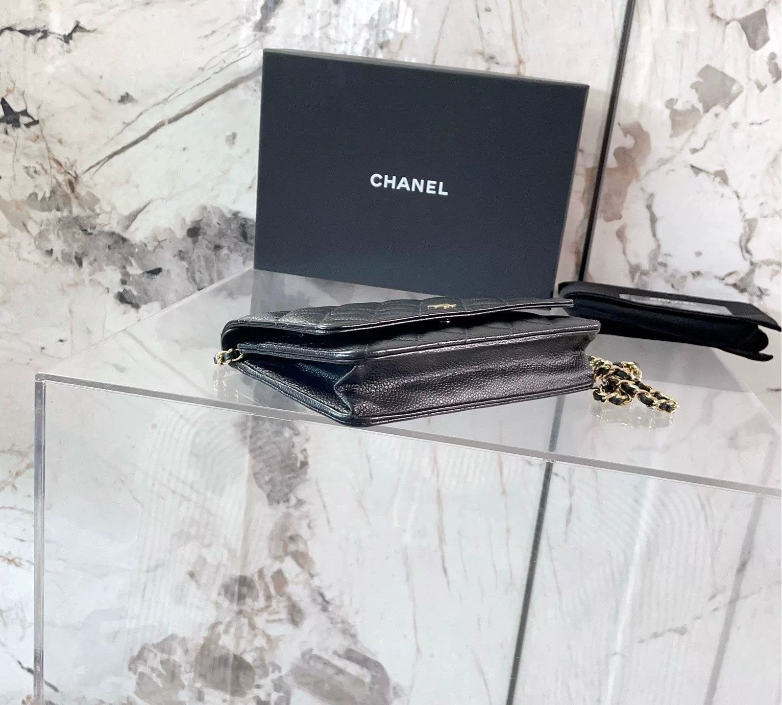 Chanel Pre-loved Bag Very good condition Size ONE SIZE - 5 Thumbnail