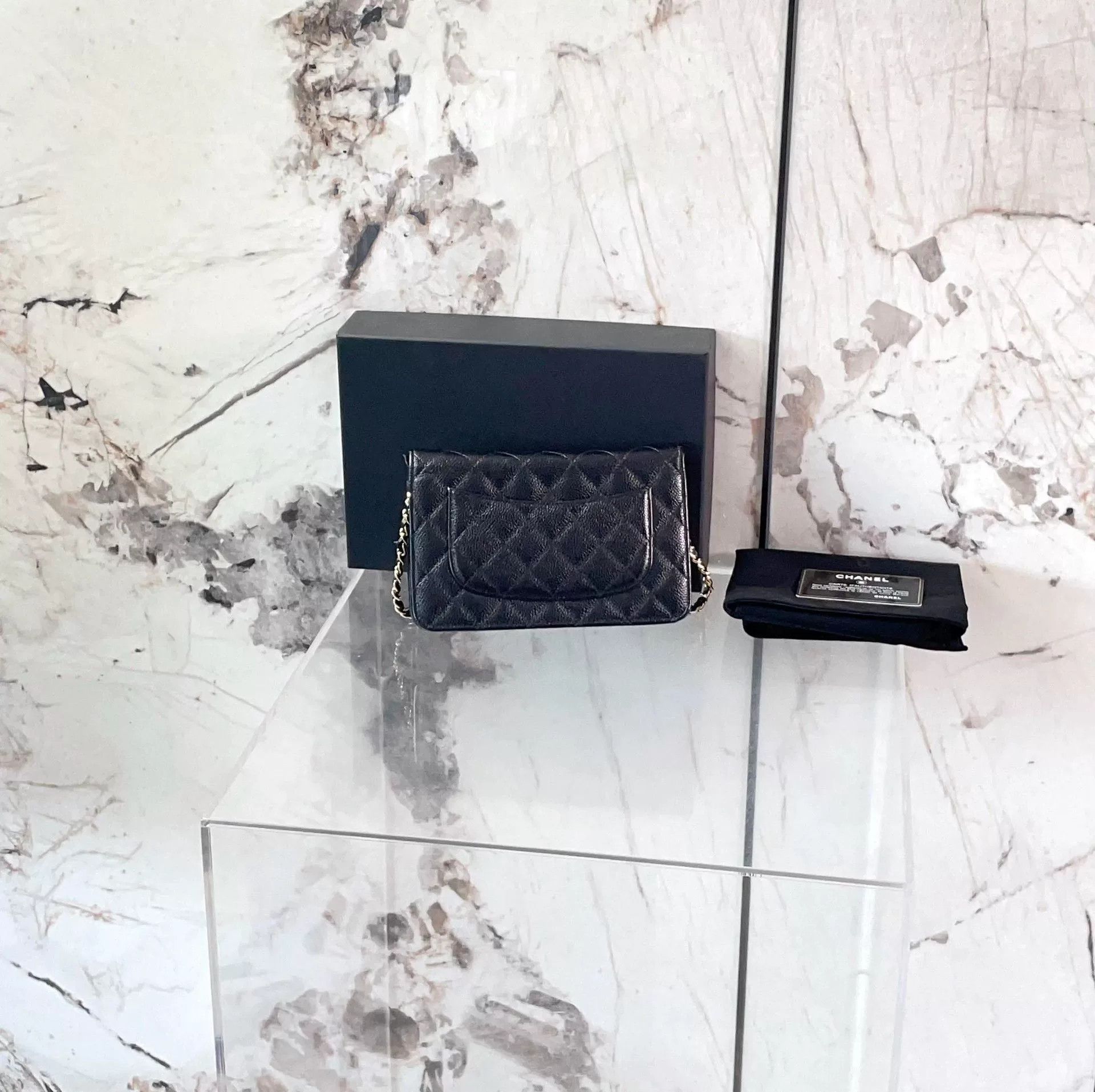 Chanel Pre-loved Bag Very good condition Size ONE SIZE - 2 Thumbnail