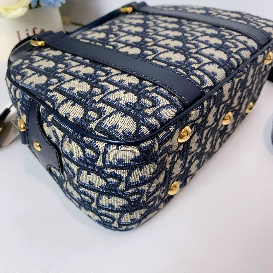 Dior Pre-loved Bag Very good condition Size ONE SIZE - 4 Thumbnail