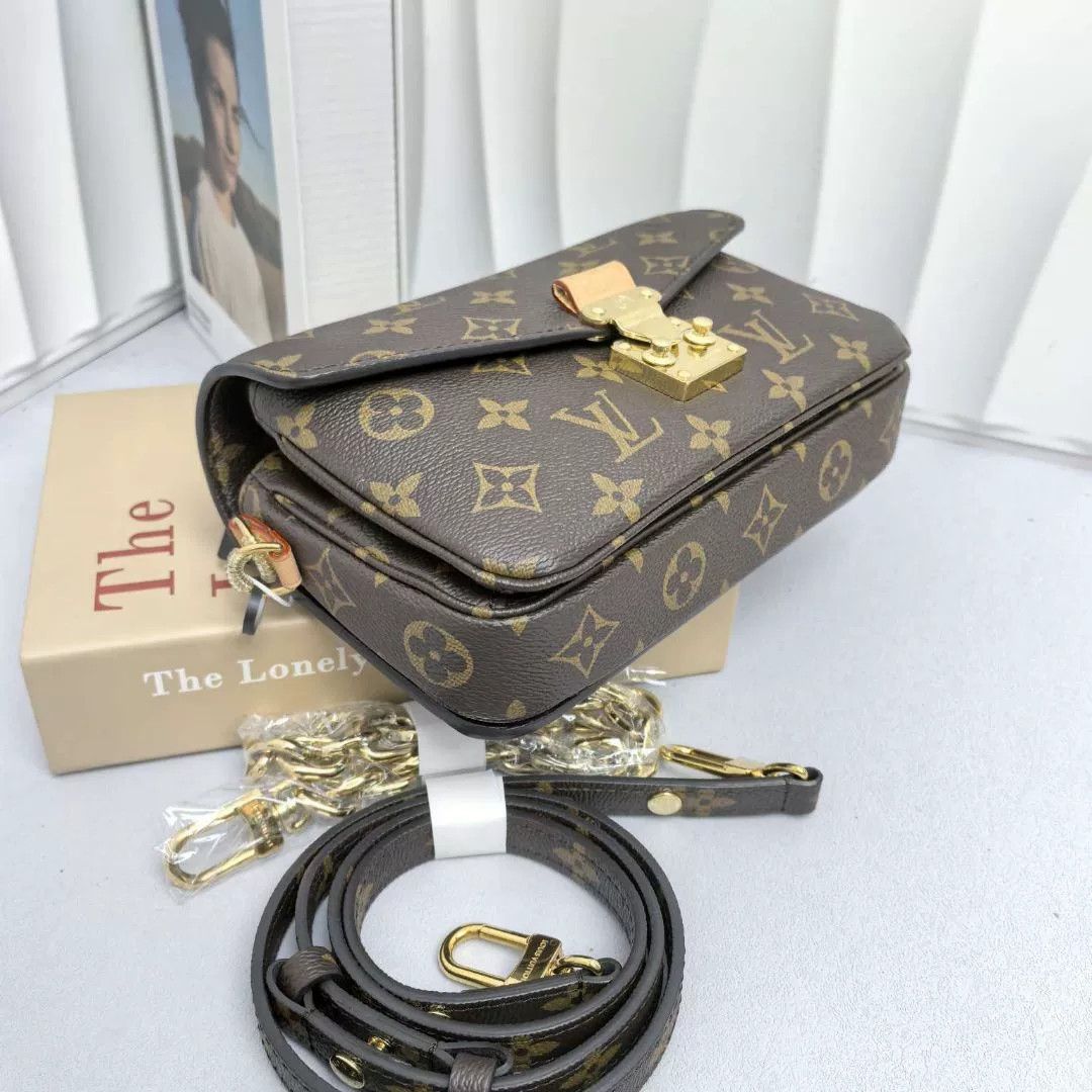 Louis Vuitton Pre-loved Bag Very good condition Size ONE SIZE - 6 Thumbnail