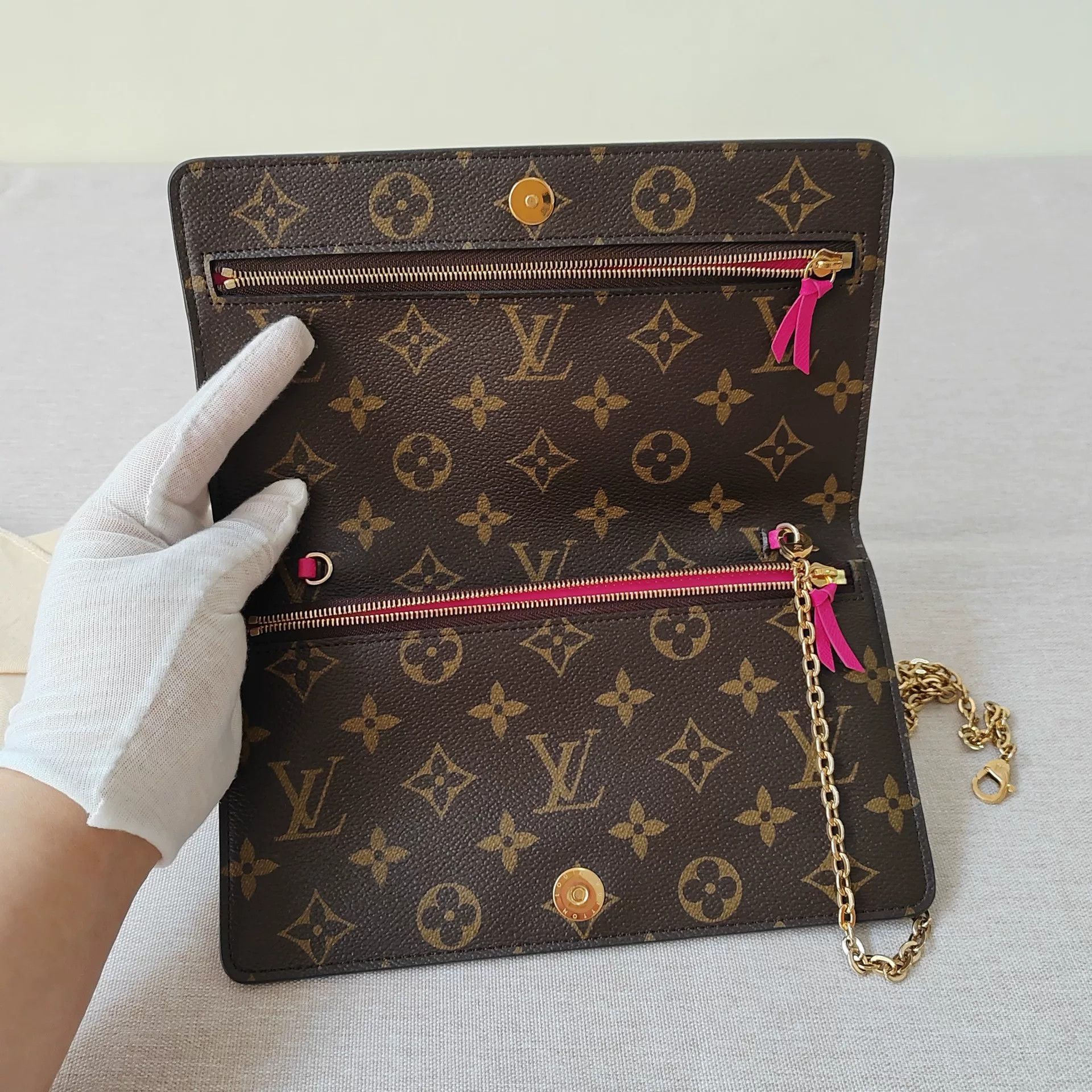 Louis Vuitton Pre-loved Bag Very good condition Size ONE SIZE - 5 Thumbnail