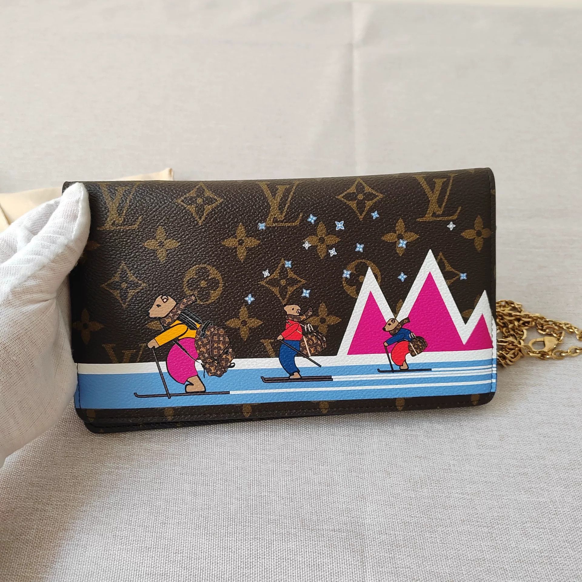 Louis Vuitton Pre-loved Bag Very good condition Size ONE SIZE - 6 Thumbnail
