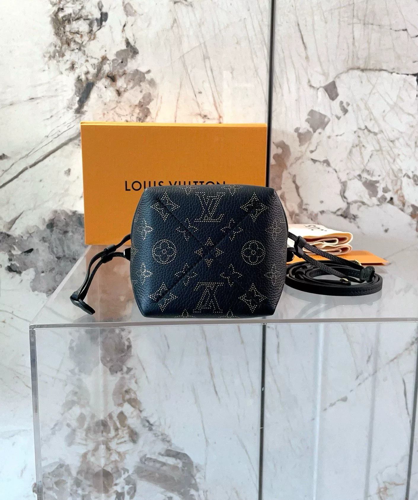 Louis Vuitton Pre-loved Bag Very good condition Size ONE SIZE - 4 Thumbnail