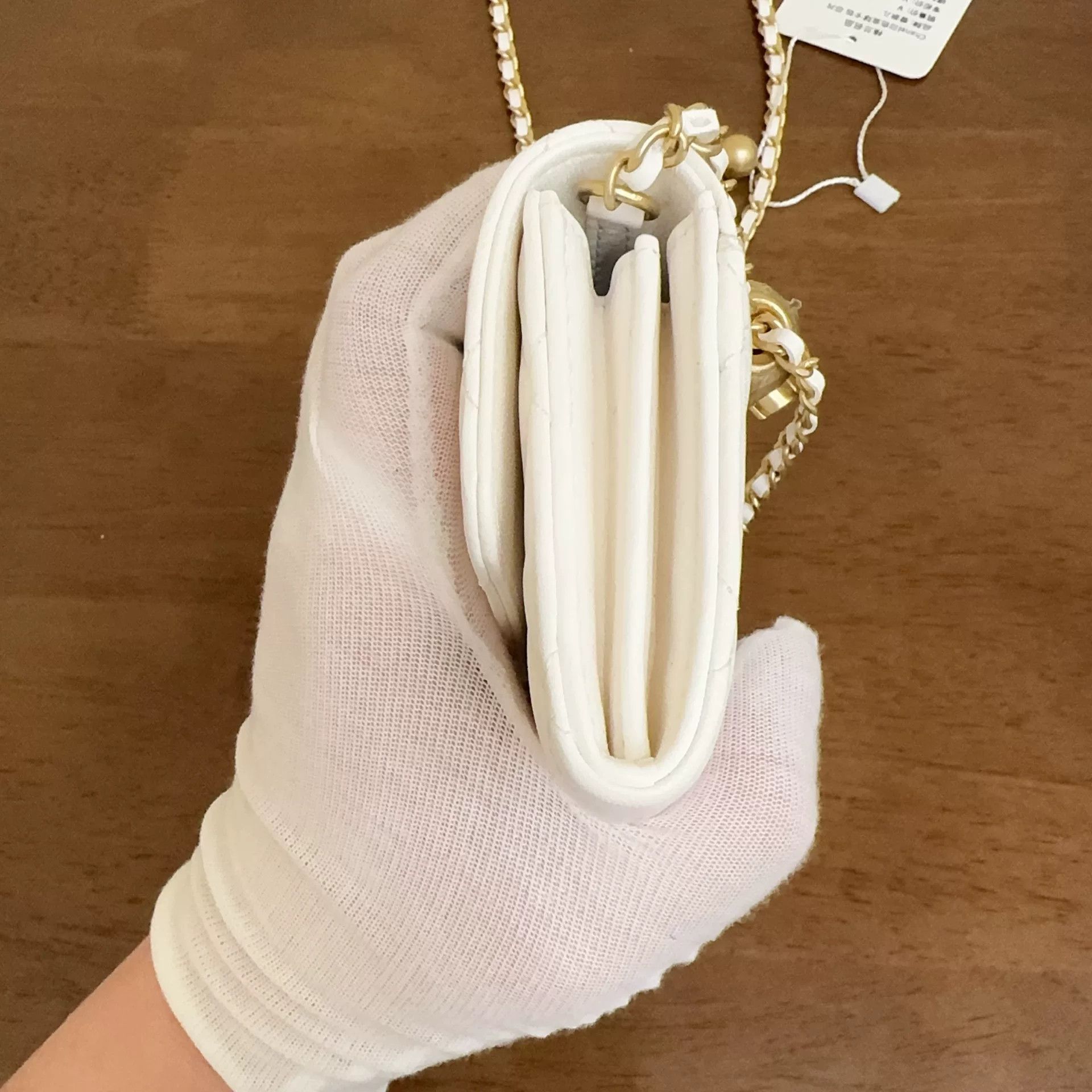 Chanel Pre-loved Bag Very good condition Size ONE SIZE - 2 Thumbnail