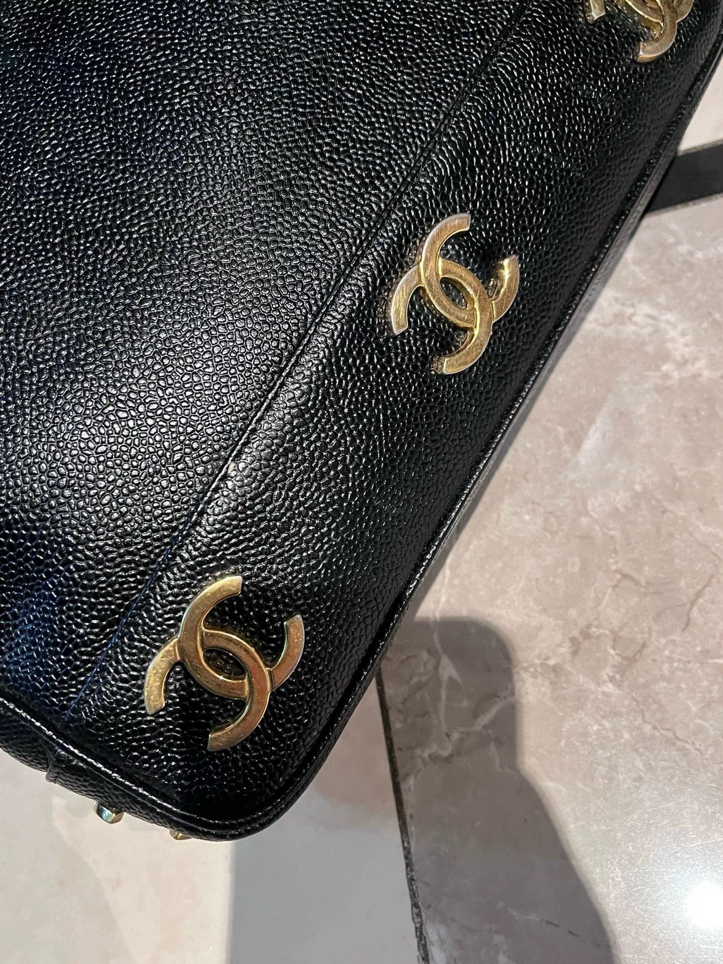 Chanel Pre-loved Bag Very good condition Size ONE SIZE - 5 Thumbnail