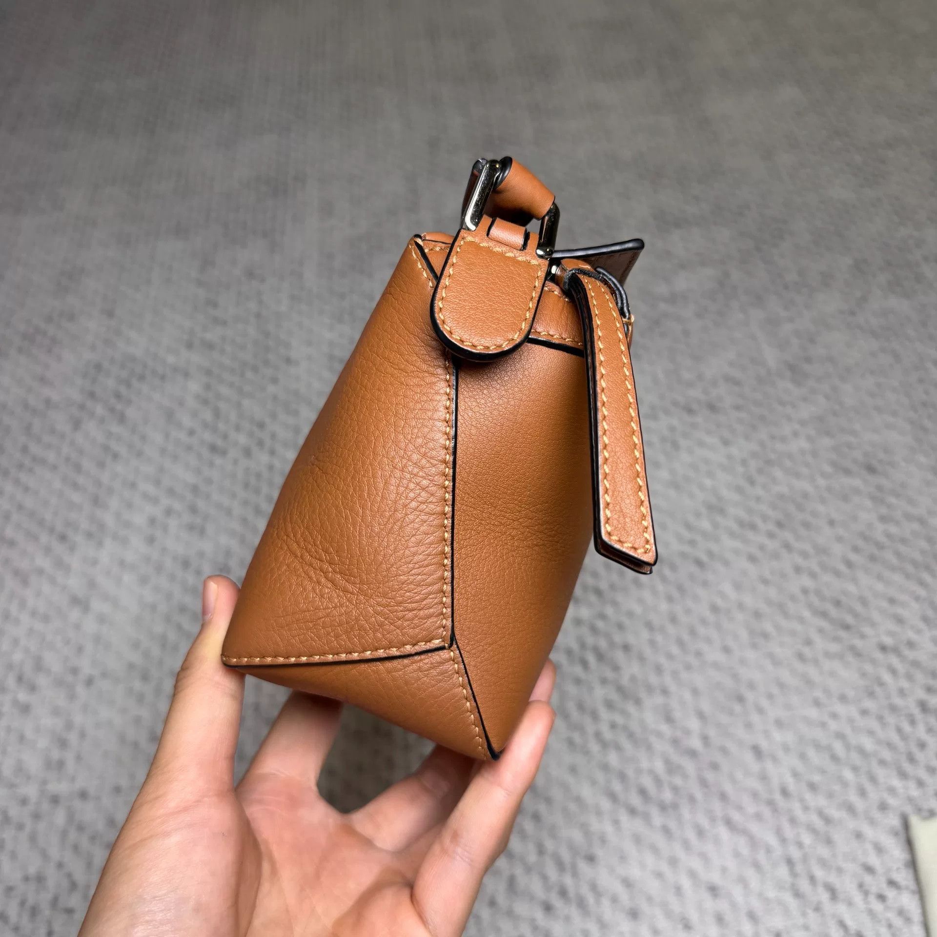 Loewe Pre-loved Bag Very good condition Size ONE SIZE - 2 Thumbnail