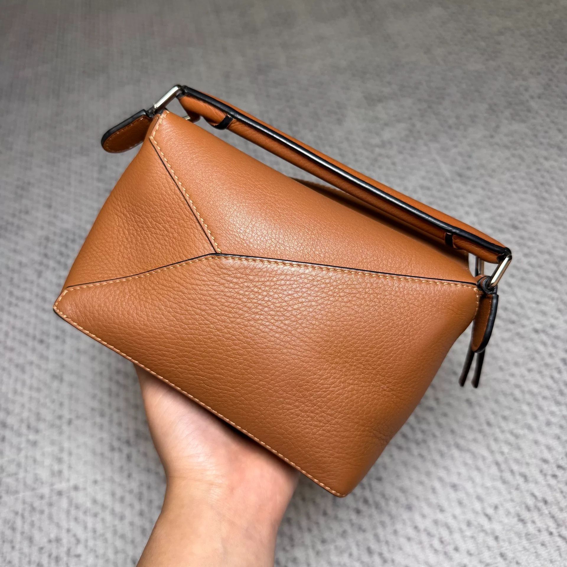 Loewe Pre-loved Bag Very good condition Size ONE SIZE - 3 Thumbnail