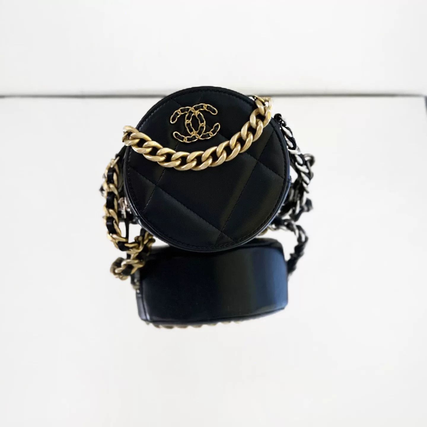 Chanel Pre-loved Bag Very good condition Size ONE SIZE - 3 Thumbnail