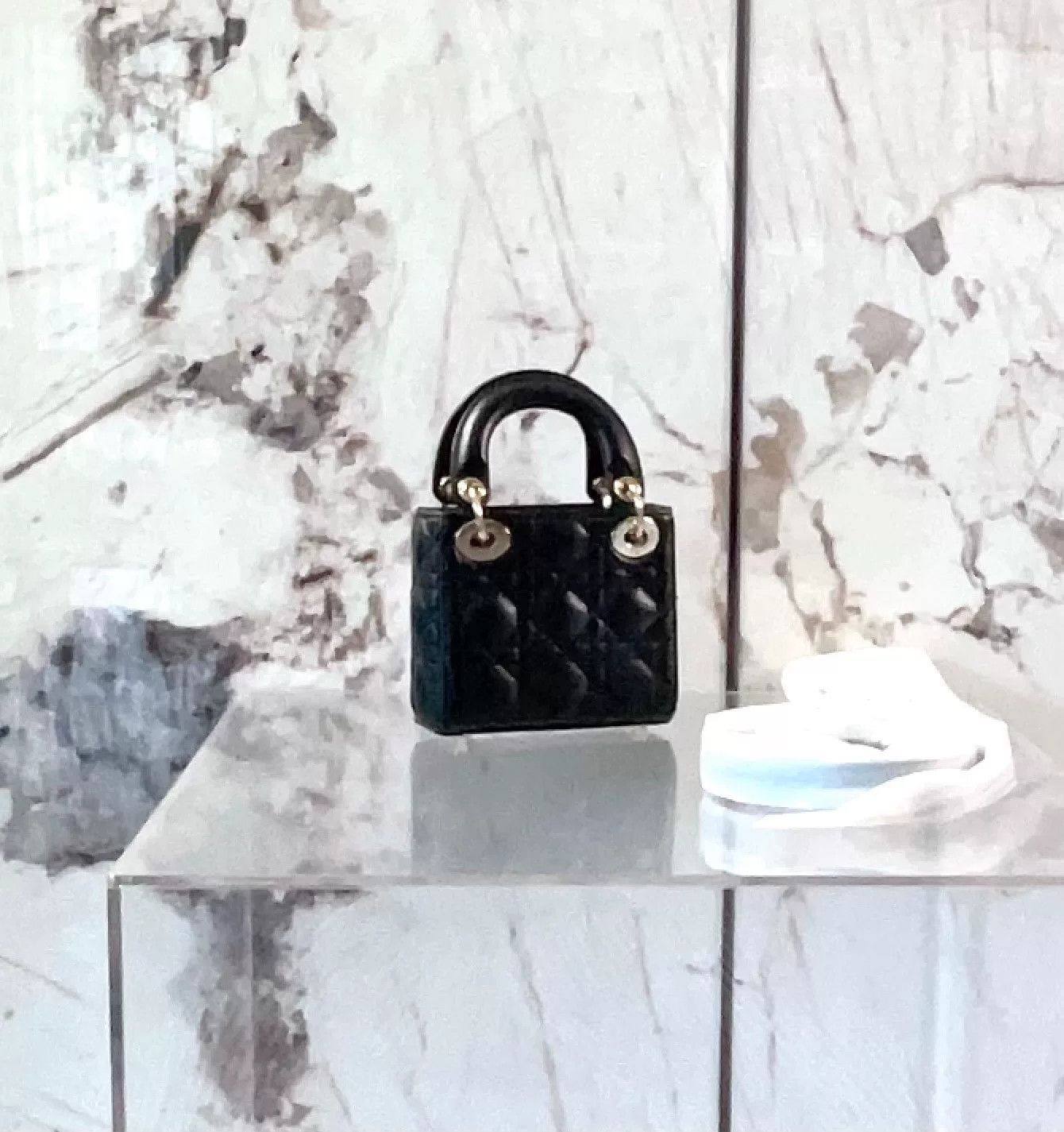 Dior Pre-loved Bag Very good condition Size ONE SIZE - 2 Thumbnail