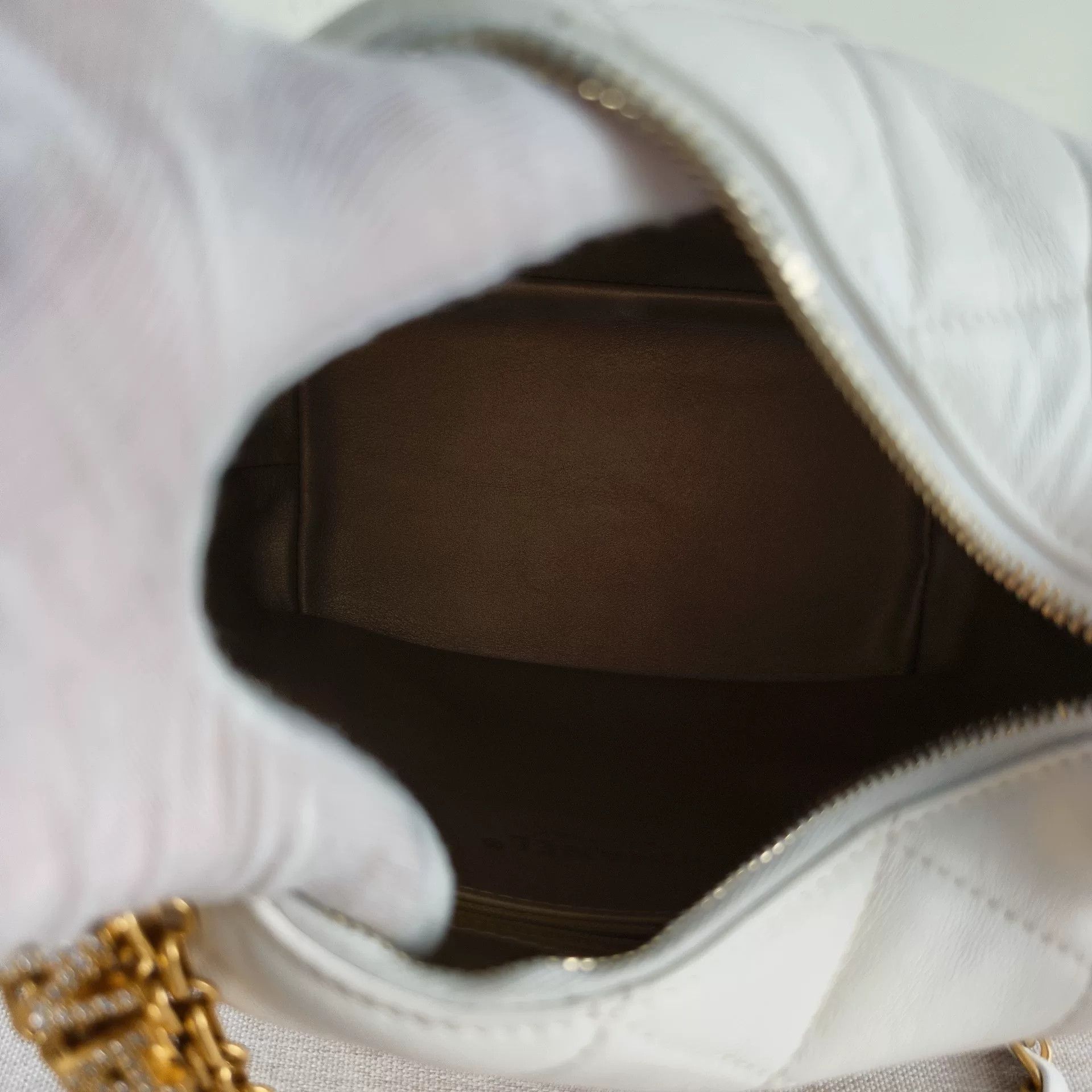 Chanel Pre-loved Bag Very good condition Size ONE SIZE - 4 Thumbnail