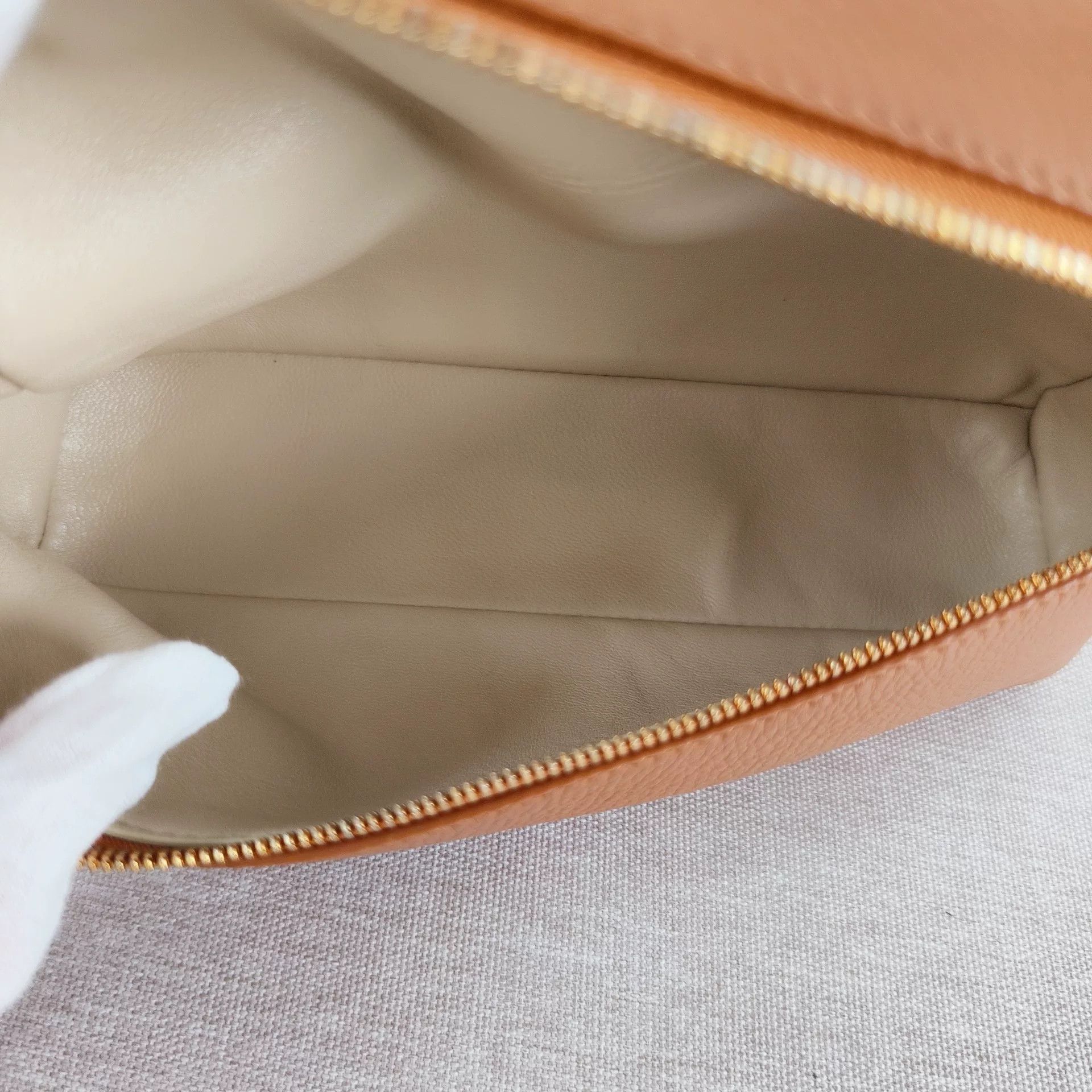 Louis Vuitton Pre-loved Bag Very good condition Size ONE SIZE - 8 Thumbnail