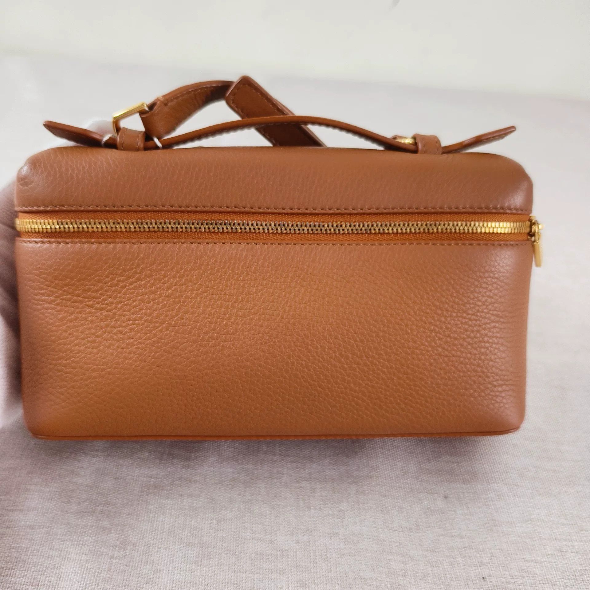 Louis Vuitton Pre-loved Bag Very good condition Size ONE SIZE - 9 Thumbnail