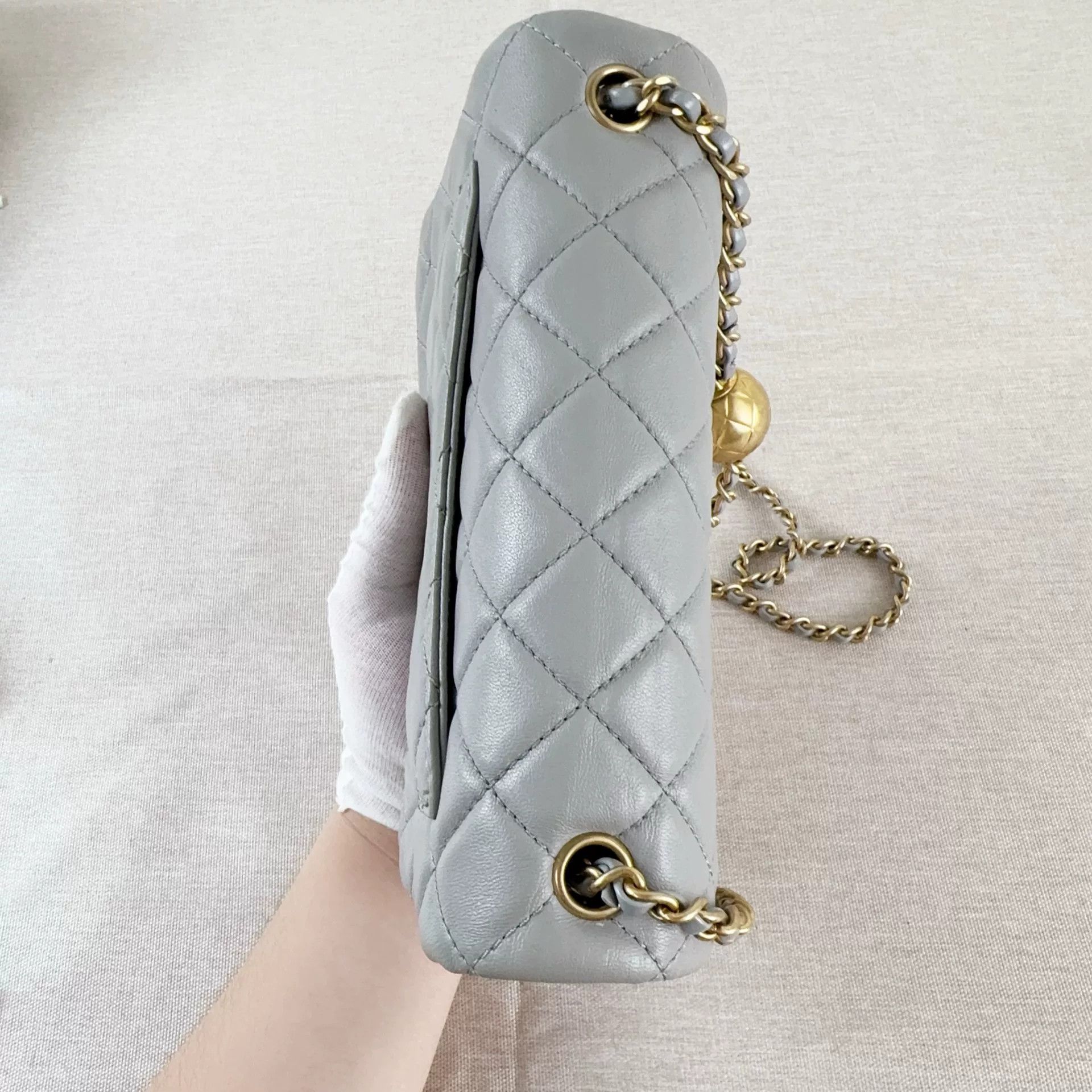 Chanel Pre-loved Bag Very good condition Size ONE SIZE - 6 Thumbnail
