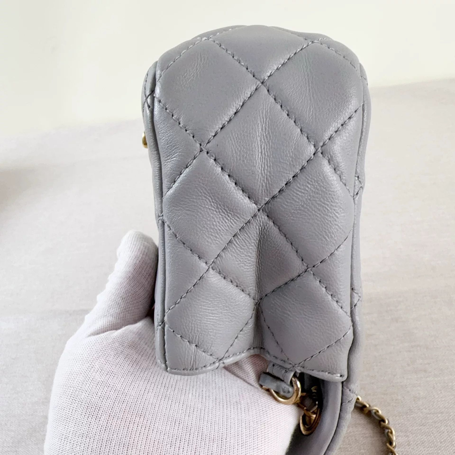 Chanel Pre-loved Bag Very good condition Size ONE SIZE - 4 Thumbnail