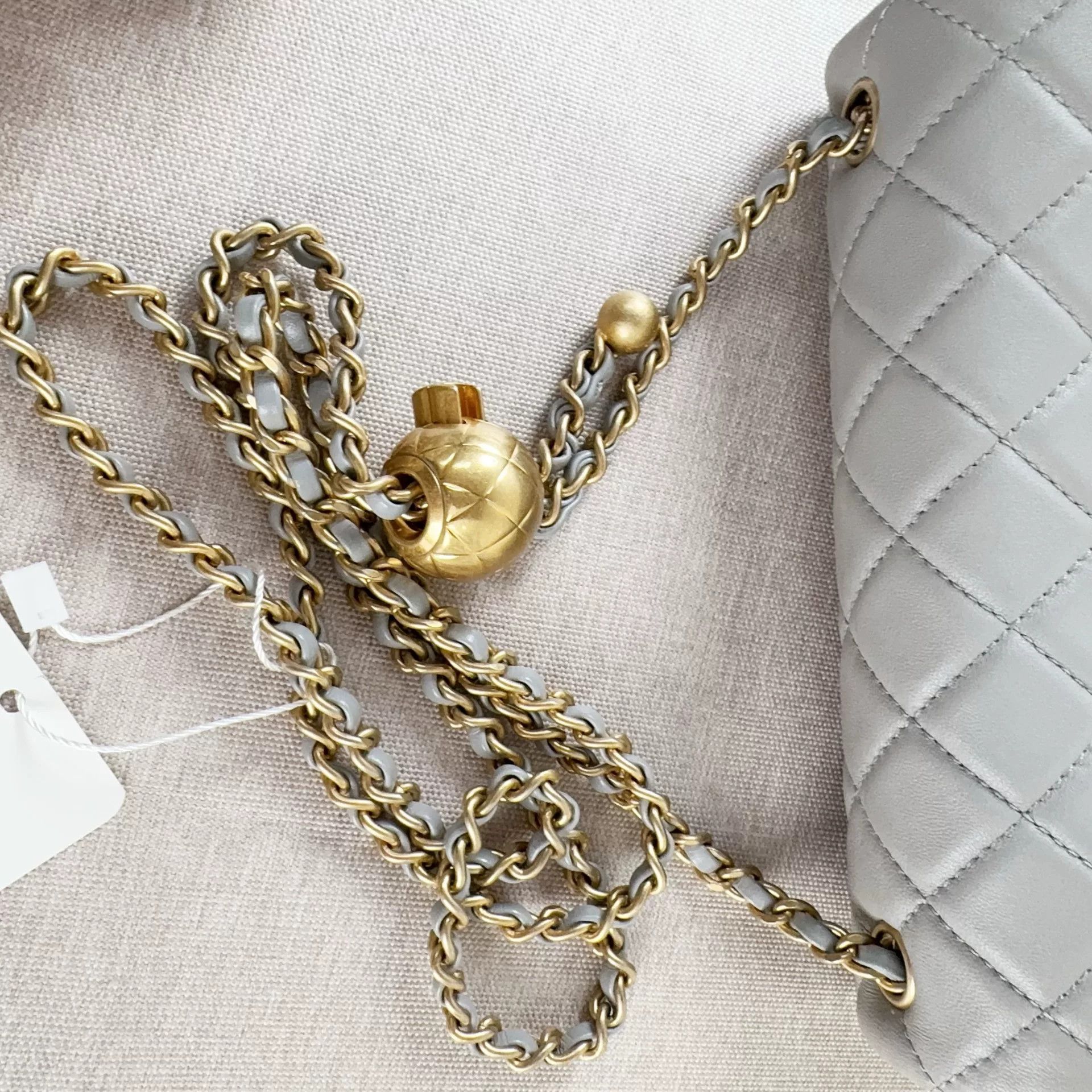 Chanel Pre-loved Bag Very good condition Size ONE SIZE - 9 Thumbnail
