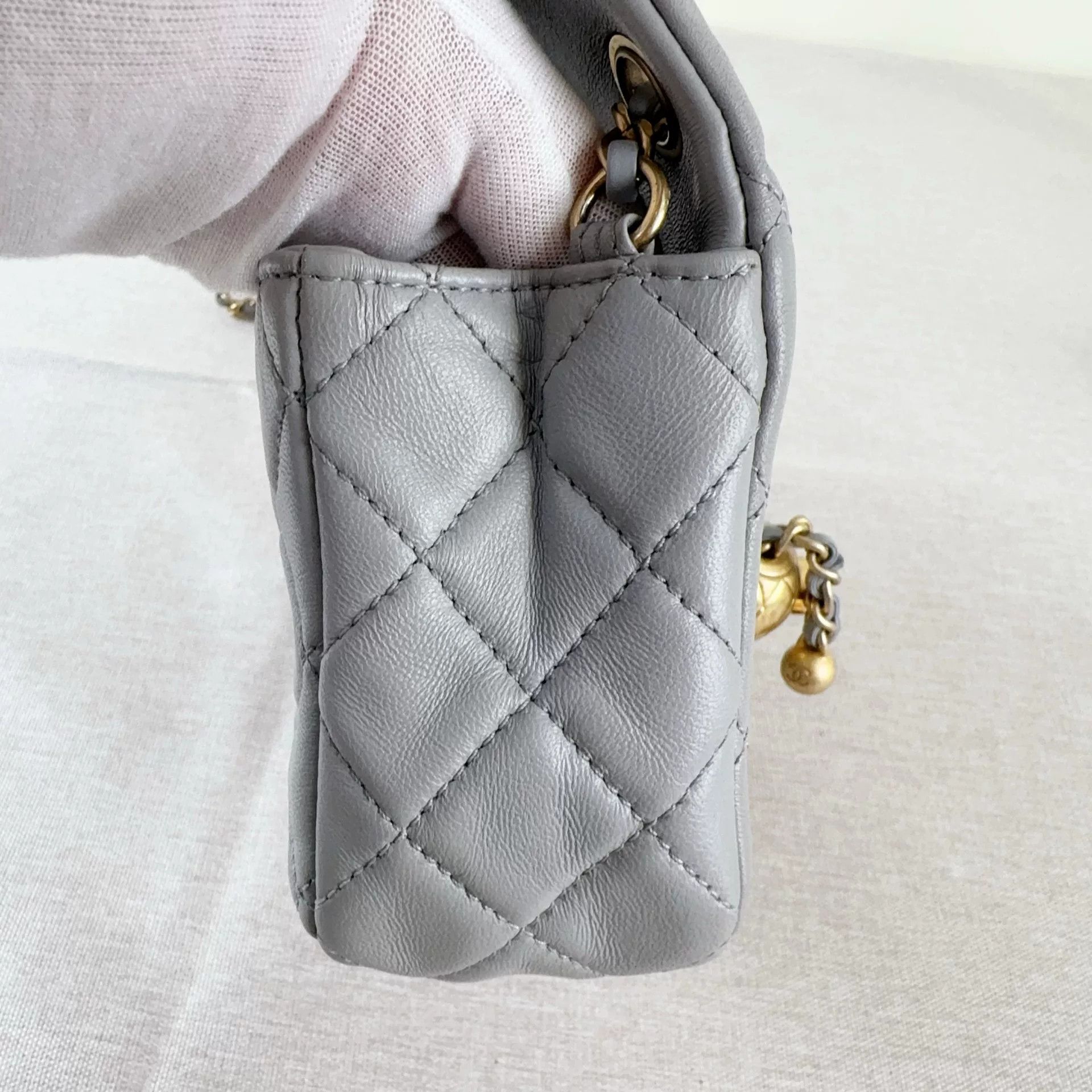 Chanel Pre-loved Bag Very good condition Size ONE SIZE - 2 Thumbnail