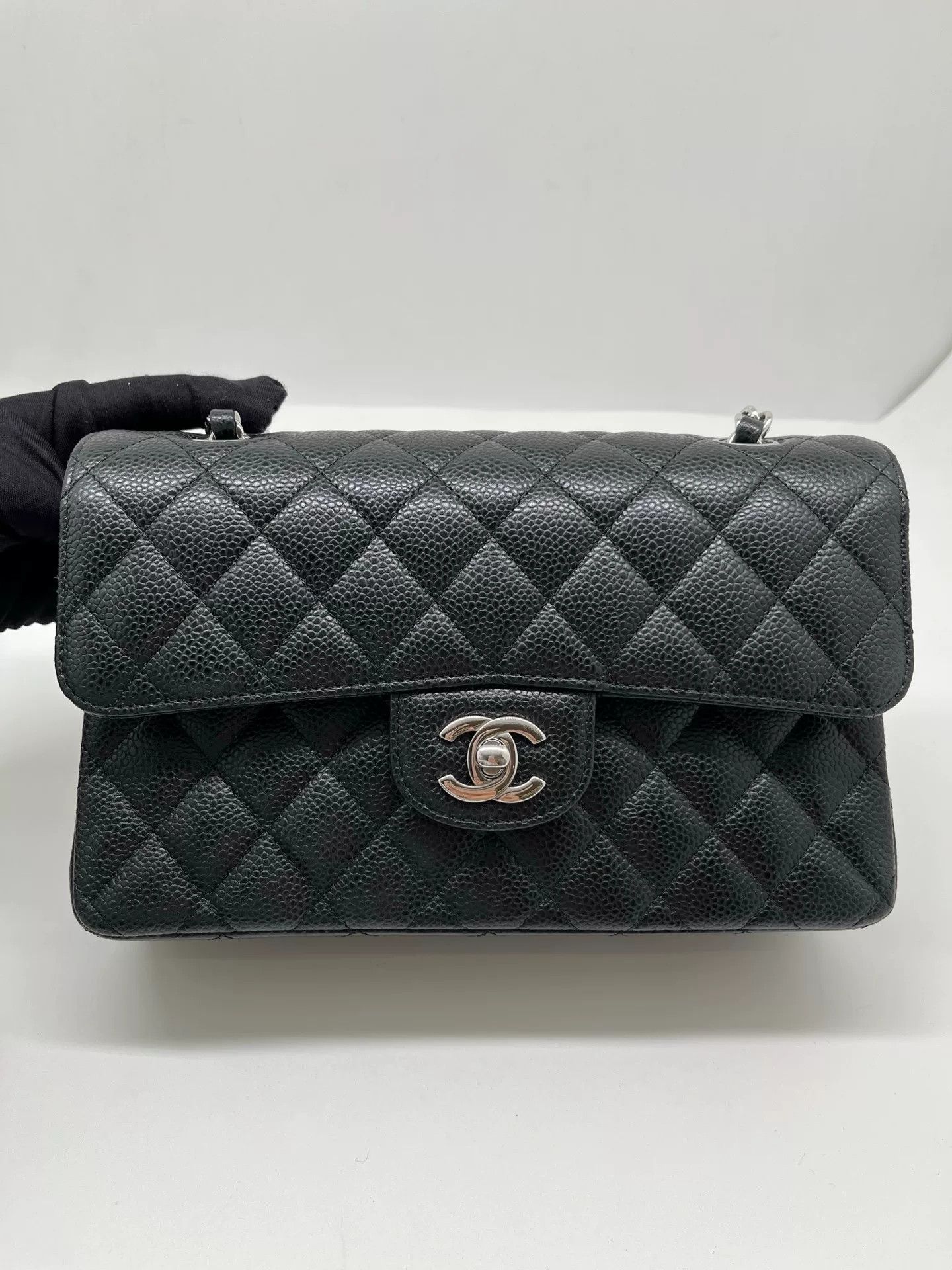 Chanel Pre-loved Bag Very good condition Size ONE SIZE - 2 Thumbnail