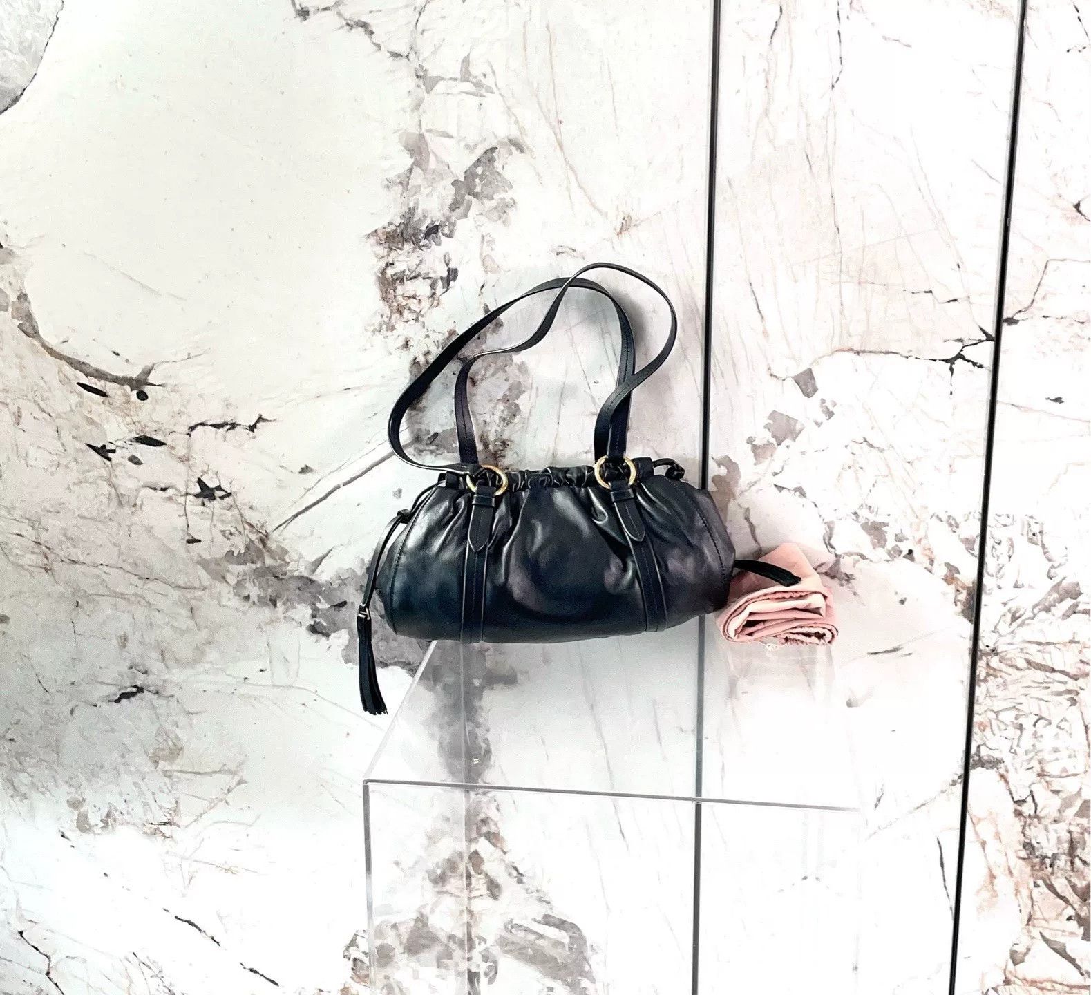Miu Miu Pre-loved Bag Very good condition Size ONE SIZE - 2 Thumbnail
